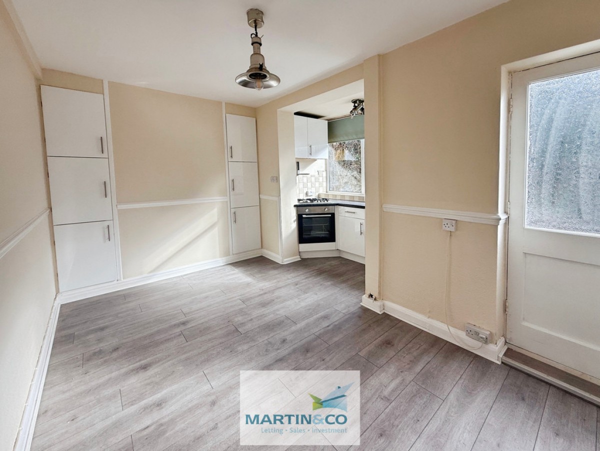 Raines Avenue , Worksop , Notts