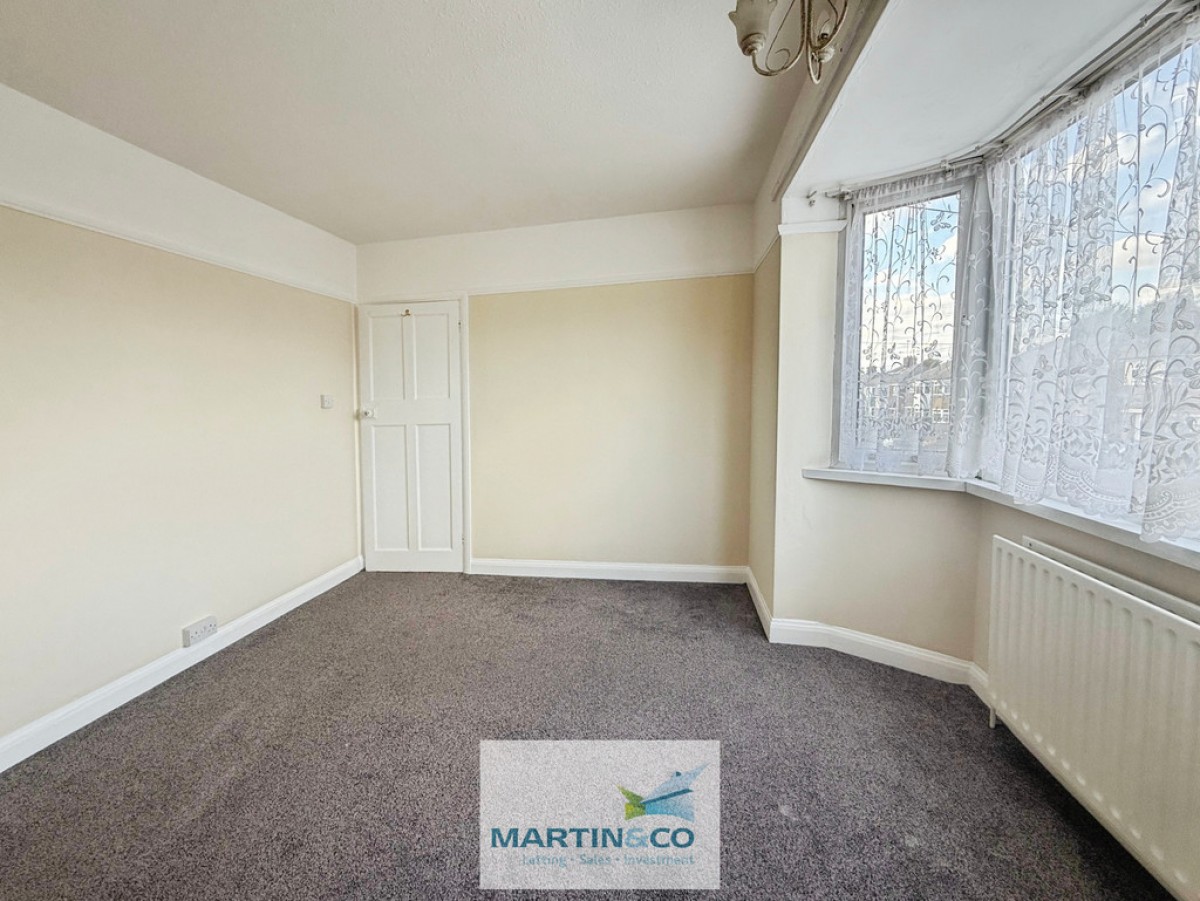 Raines Avenue , Worksop , Notts