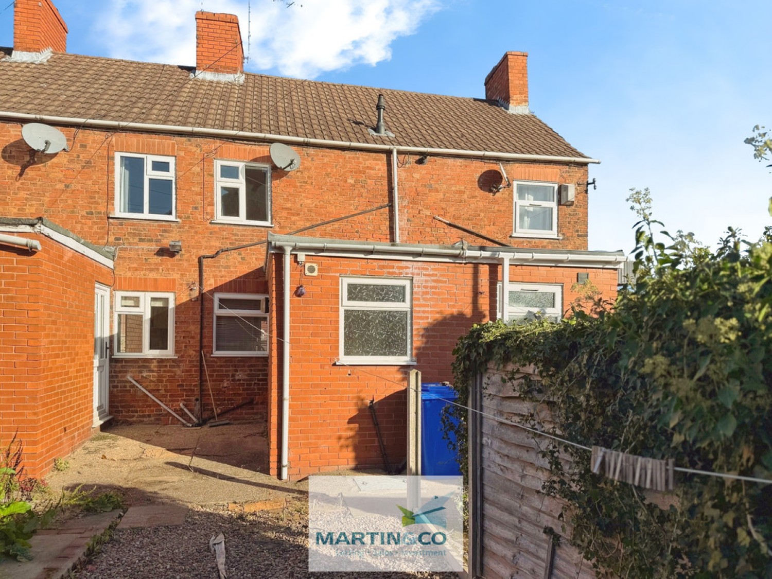 2 bedroom House for Sale Canal Road, Worksop