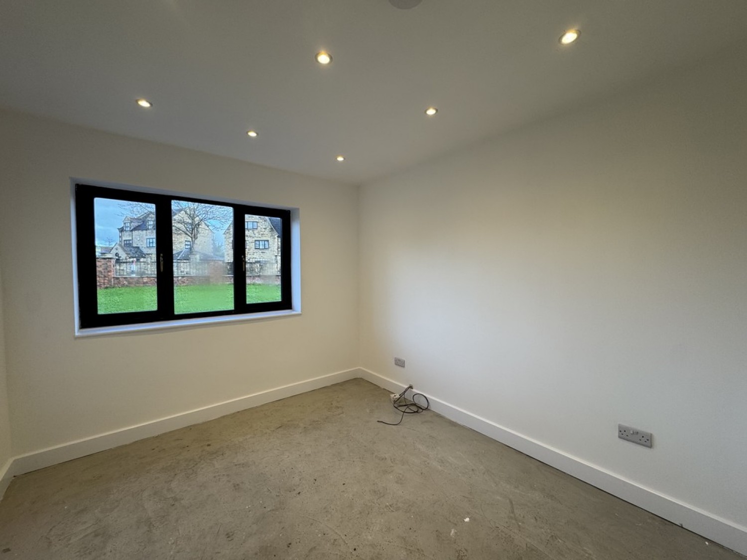 Kiveton Lane, Todwick