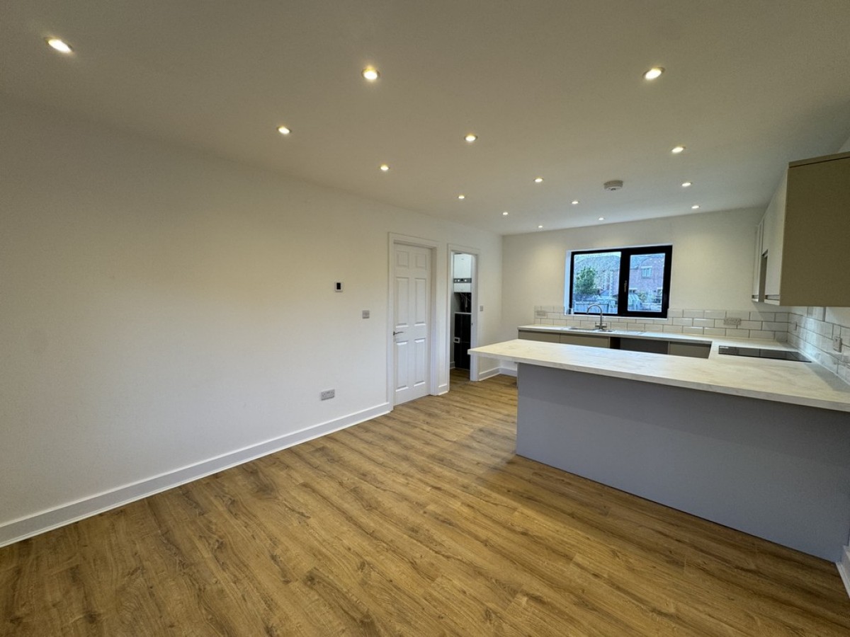 Kiveton Lane, Todwick