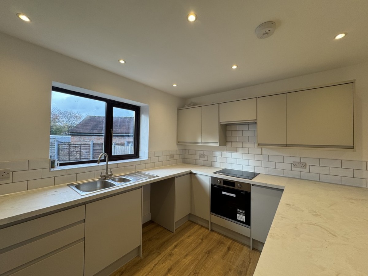 Kiveton Lane, Todwick