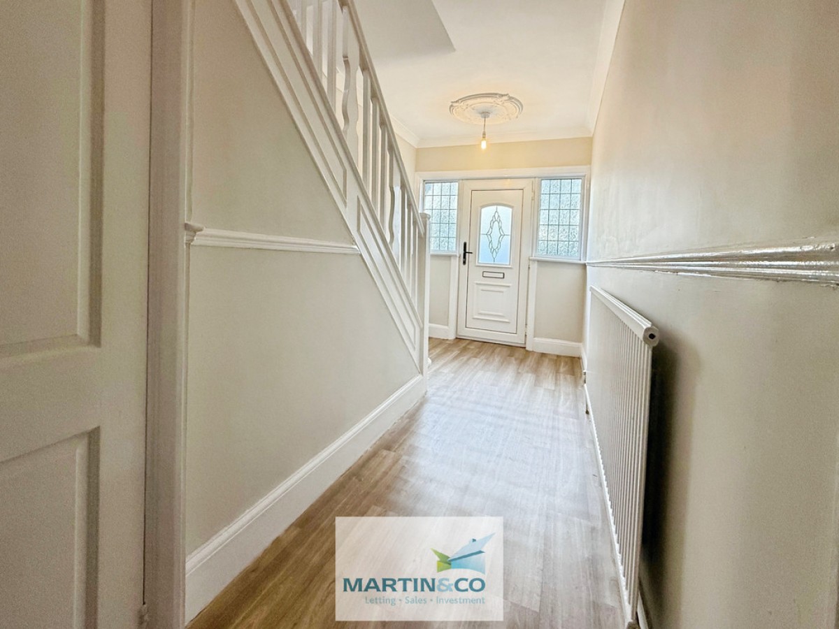 Mansfield Road , Worksop