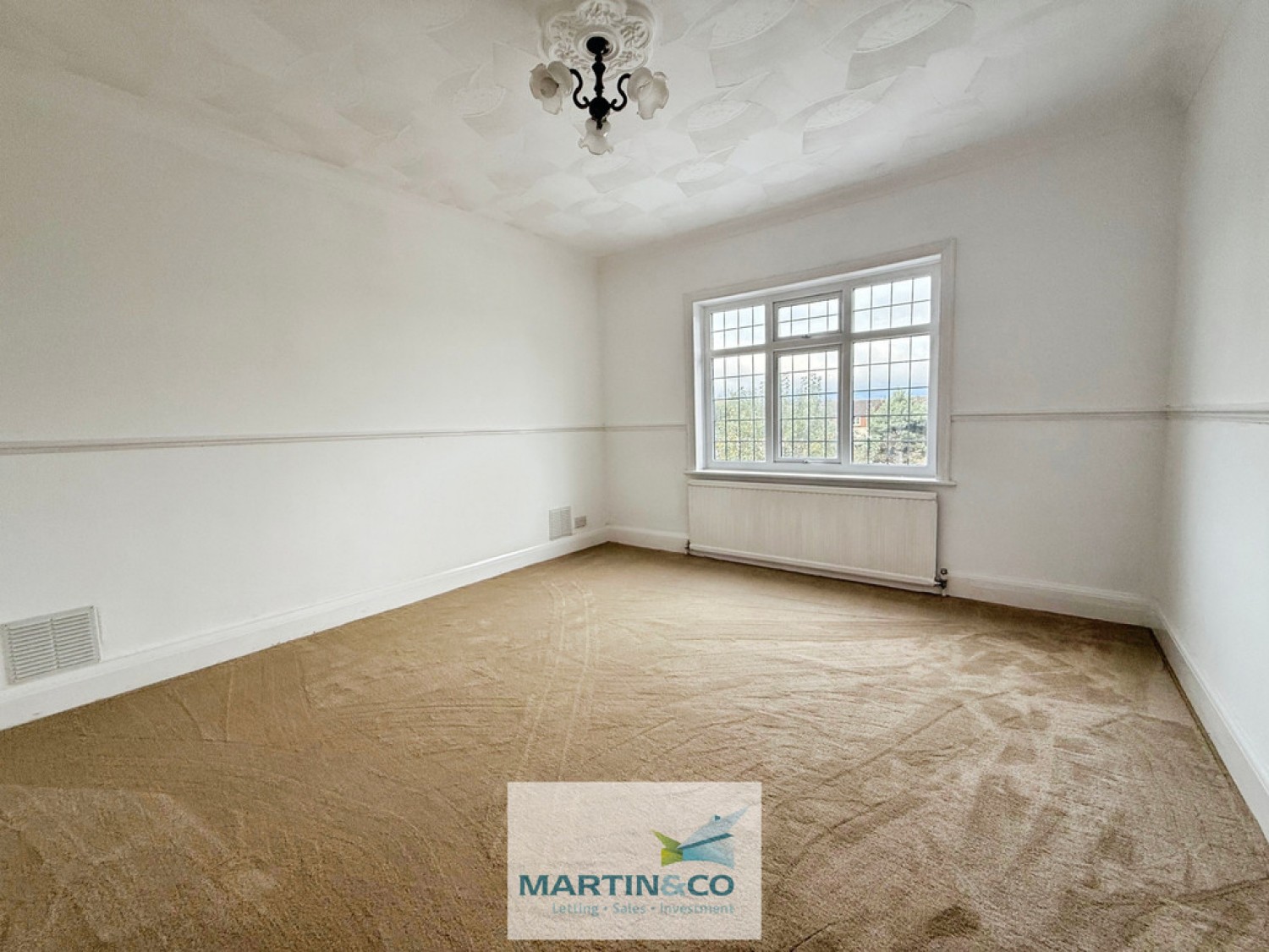 Mansfield Road , Worksop