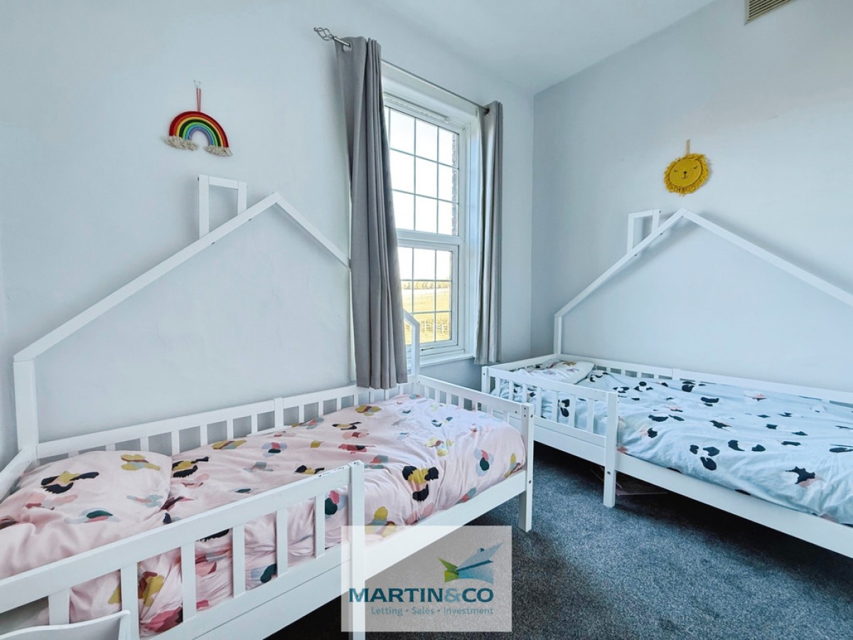 Sheffield Road , Creswell, Worksop