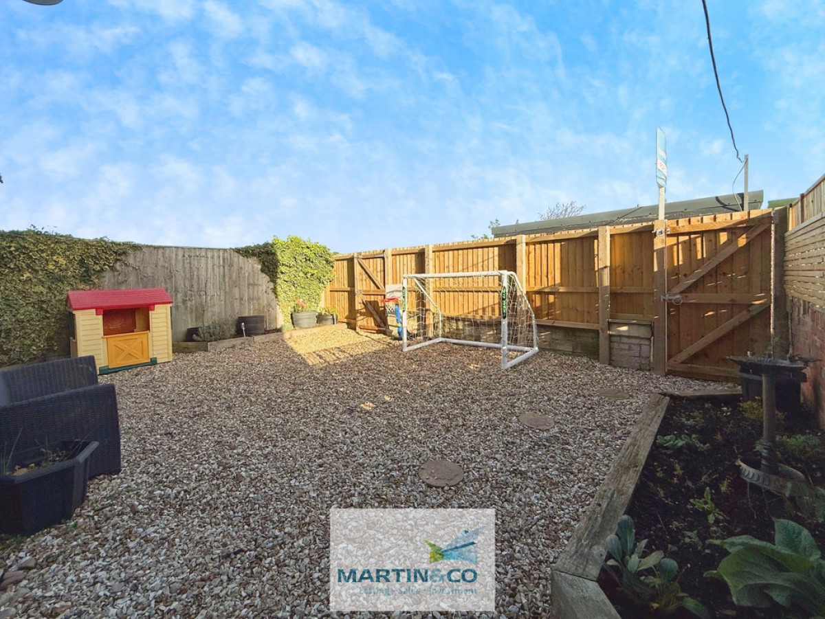 Sheffield Road , Creswell, Worksop