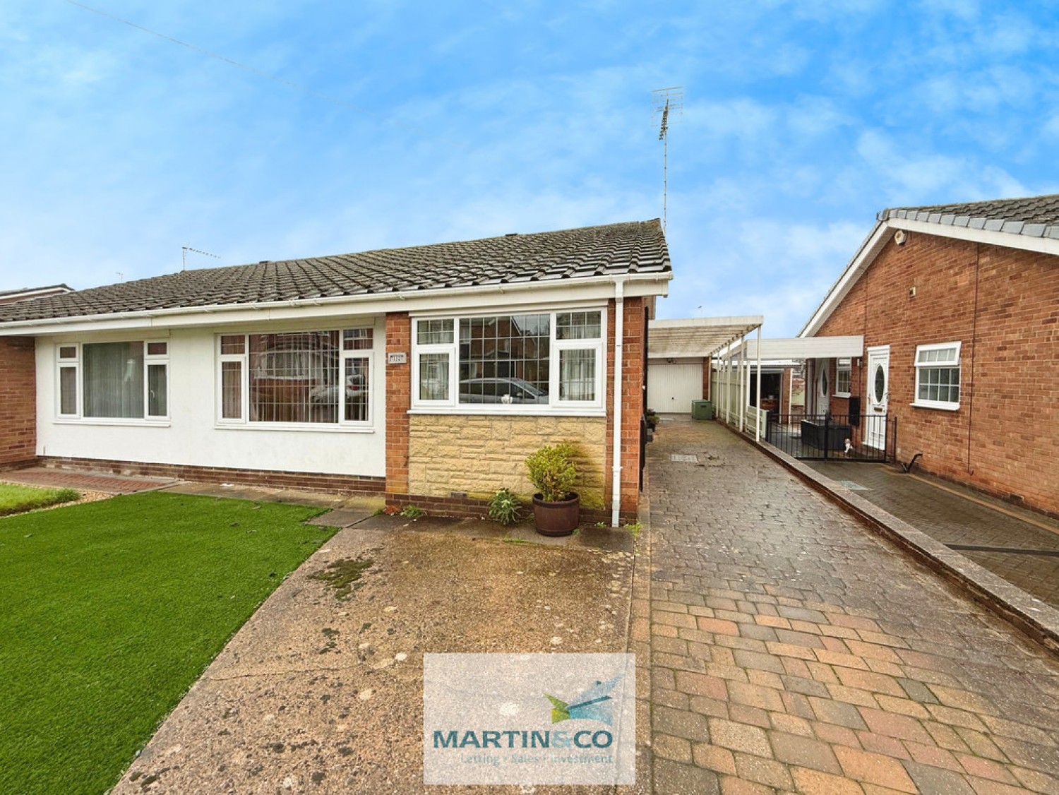 2 bedroom Bungalow for Sale Carisbrook Road , Carlton In Lindrick , Worksop