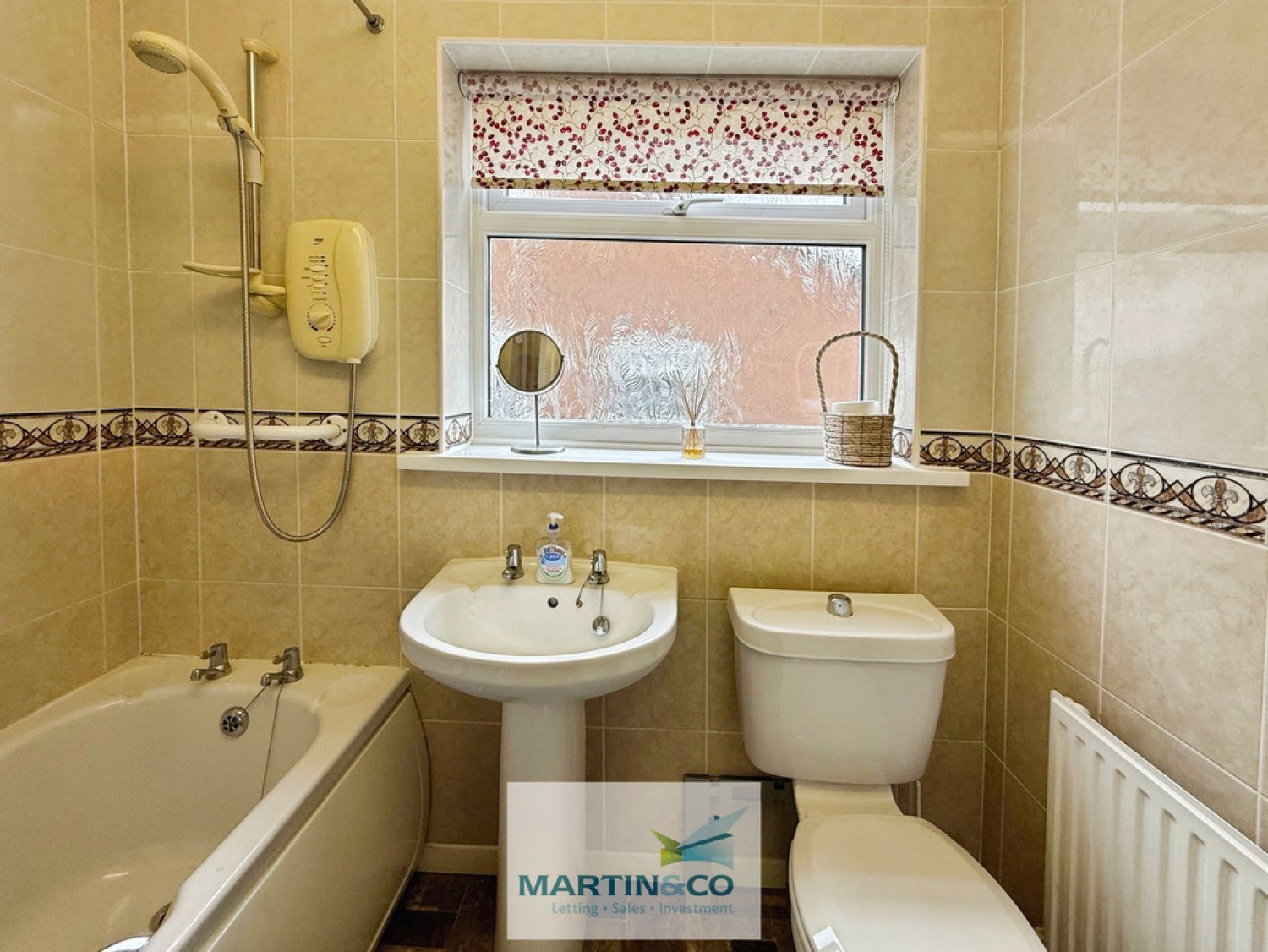 2 bedroom Bungalow for Sale Carisbrook Road , Carlton In Lindrick , Worksop