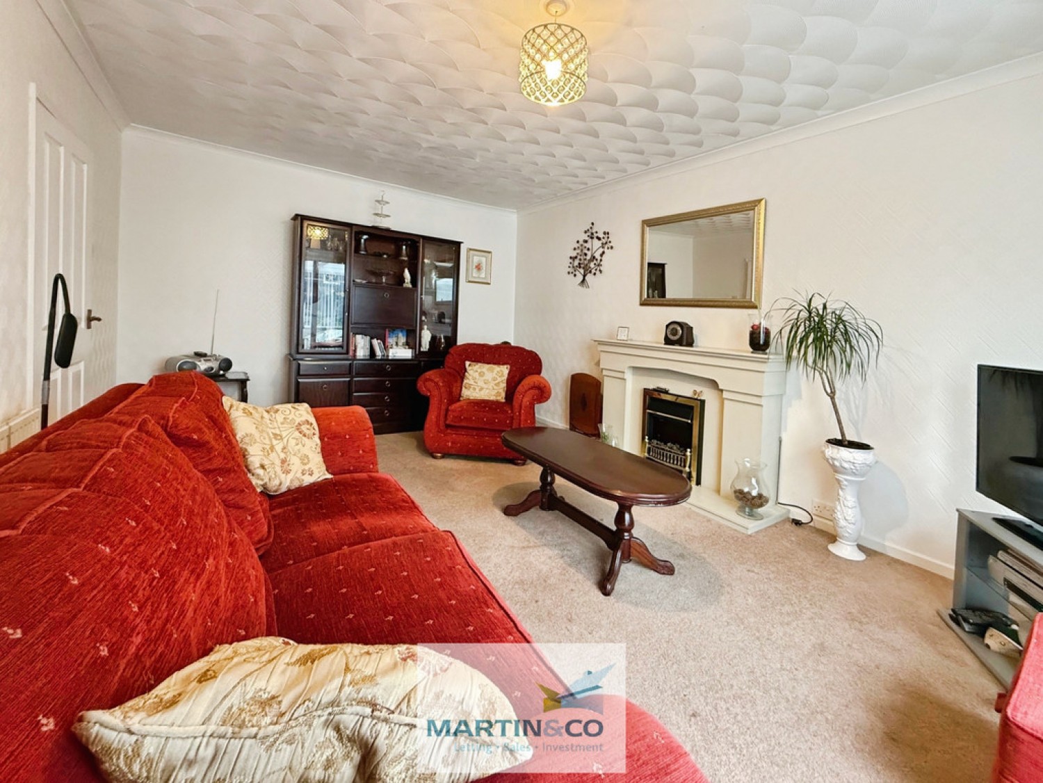 2 bedroom Bungalow for Sale Carisbrook Road , Carlton In Lindrick , Worksop