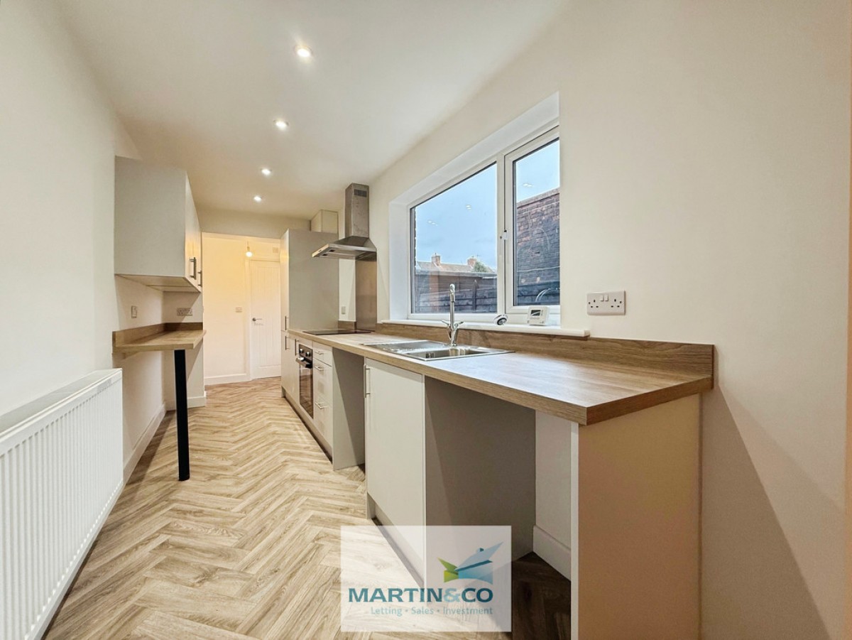 Queens Road, Hodthorpe