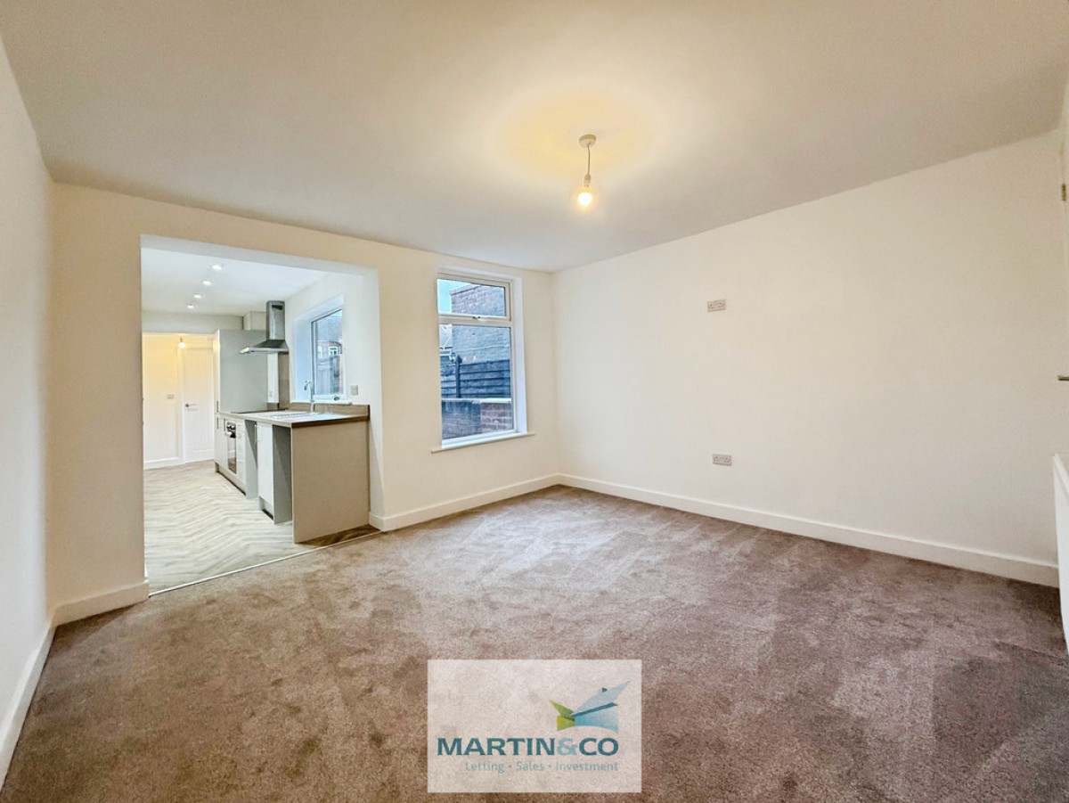 Queens Road, Hodthorpe