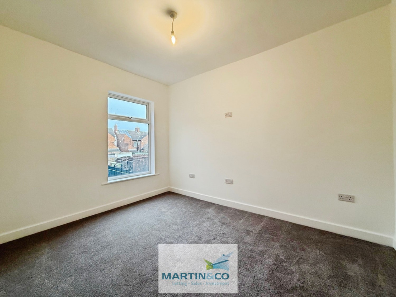 Queens Road, Hodthorpe