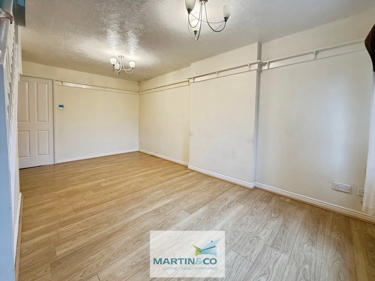 2 bedroom House for Sale Heaton Gardens, Edlington, Doncaster