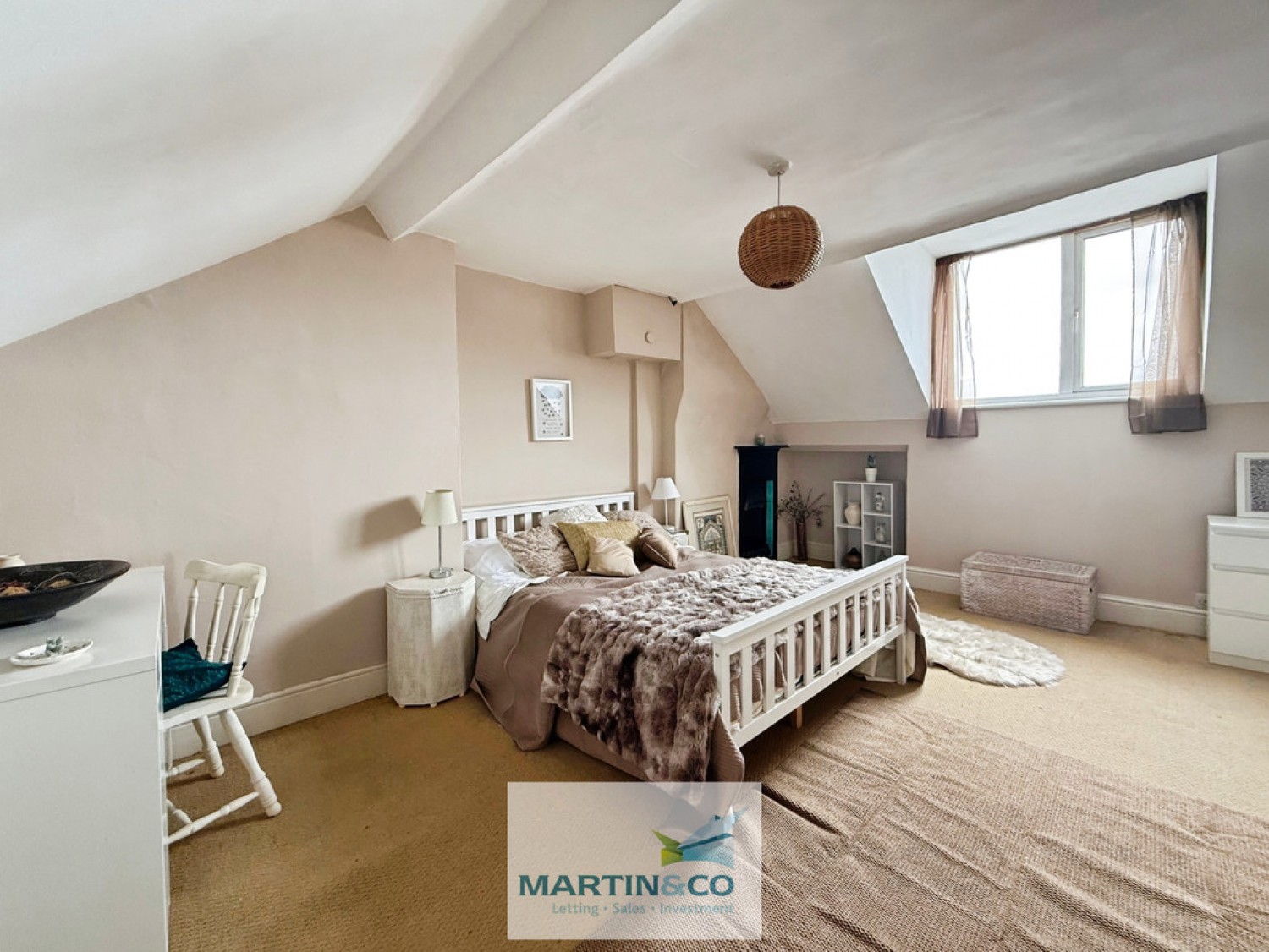 6 bedroom House for Sale Sherwood Road, Worksop