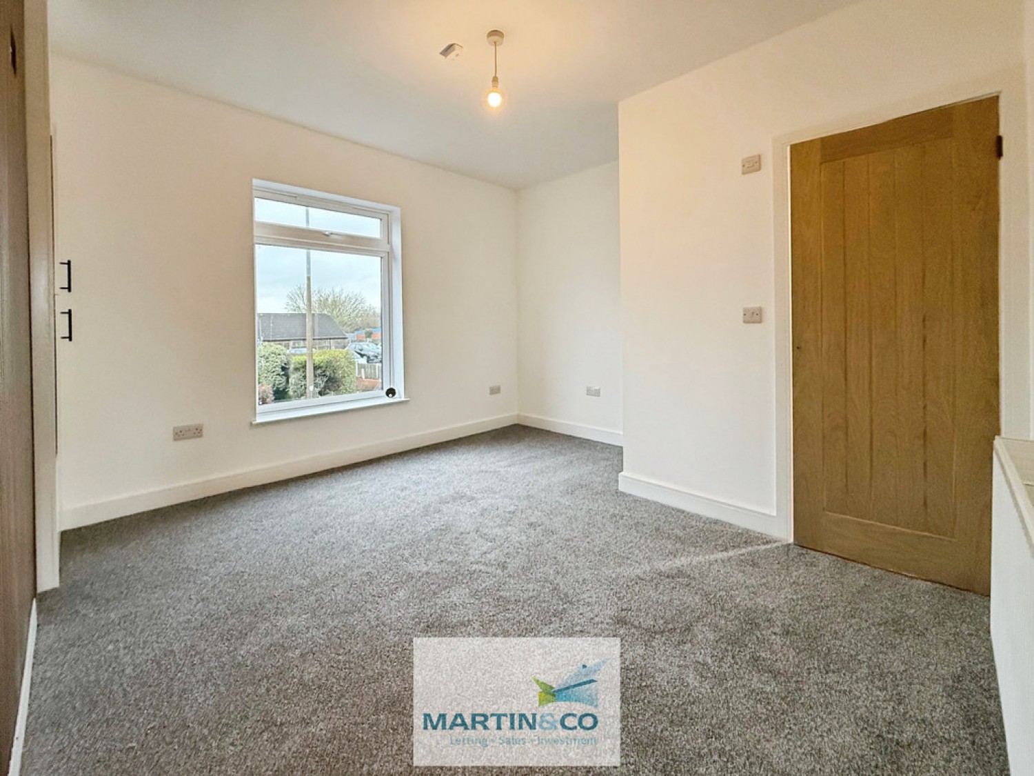 2 bedroom House in Lowgates, Staveley , Chesterfield