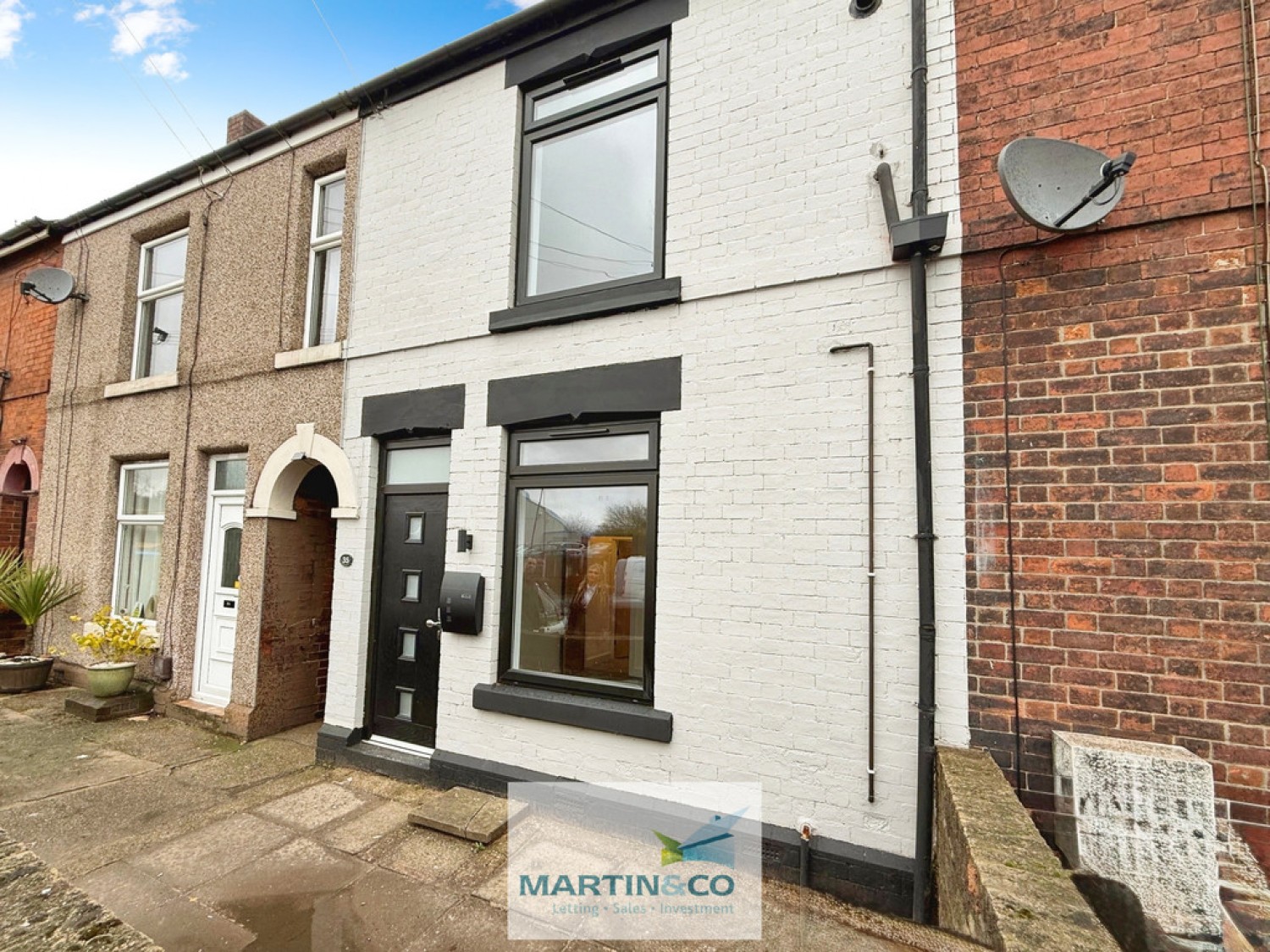 2 bedroom House in Lowgates, Staveley , Chesterfield