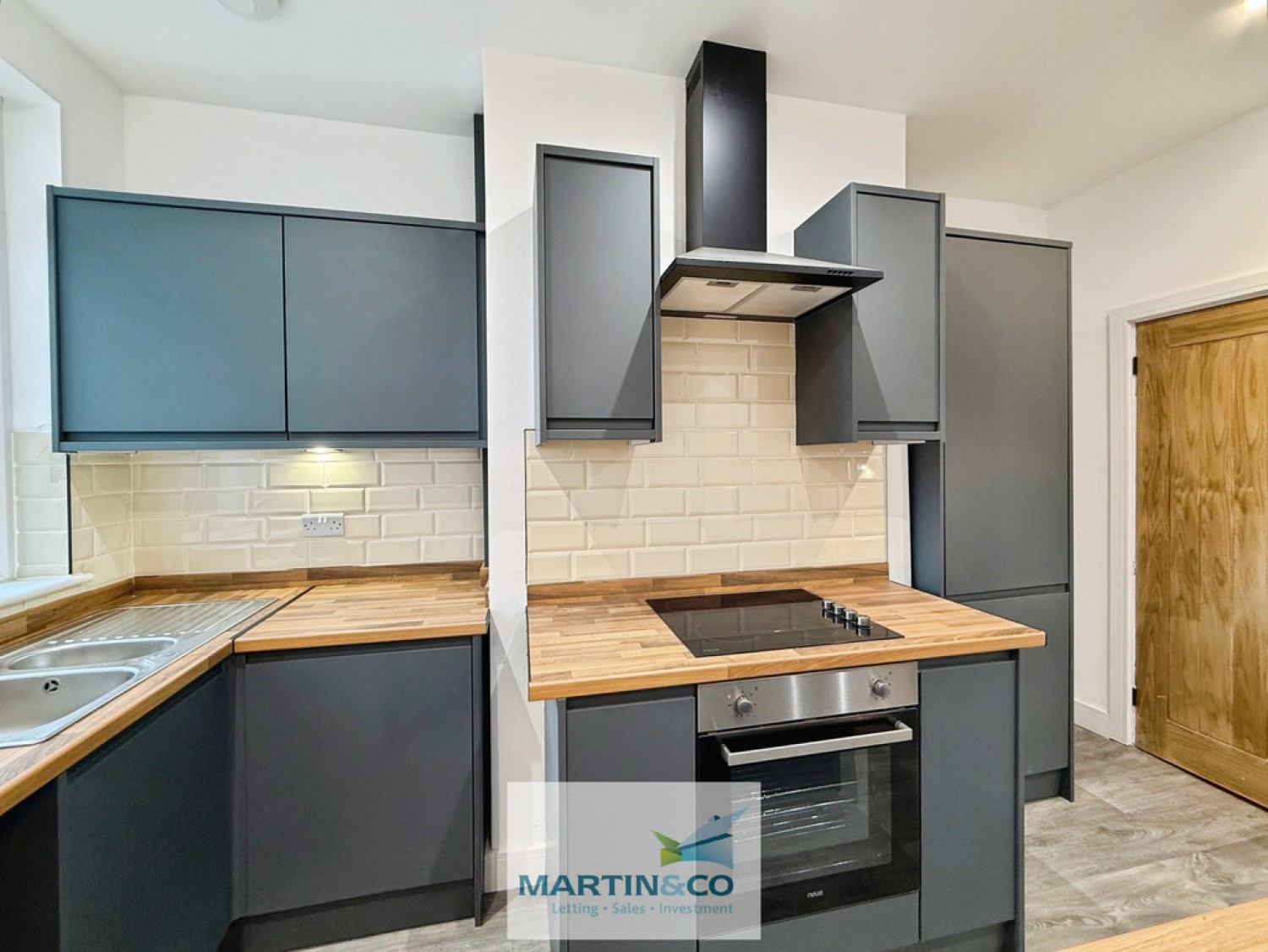 2 bedroom House in Lowgates, Staveley , Chesterfield