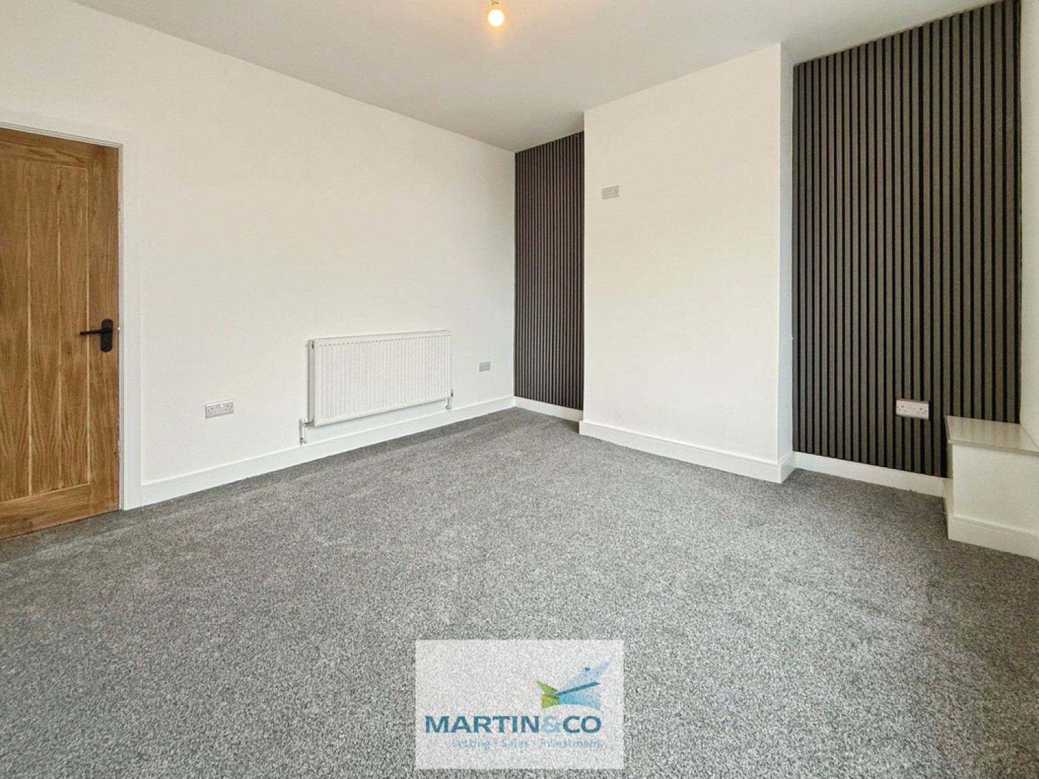 2 bedroom House in Lowgates, Staveley , Chesterfield