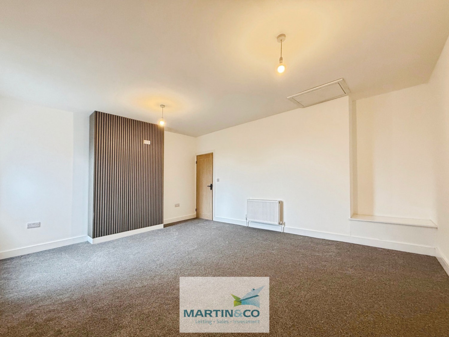 2 bedroom House in Lowgates, Staveley , Chesterfield