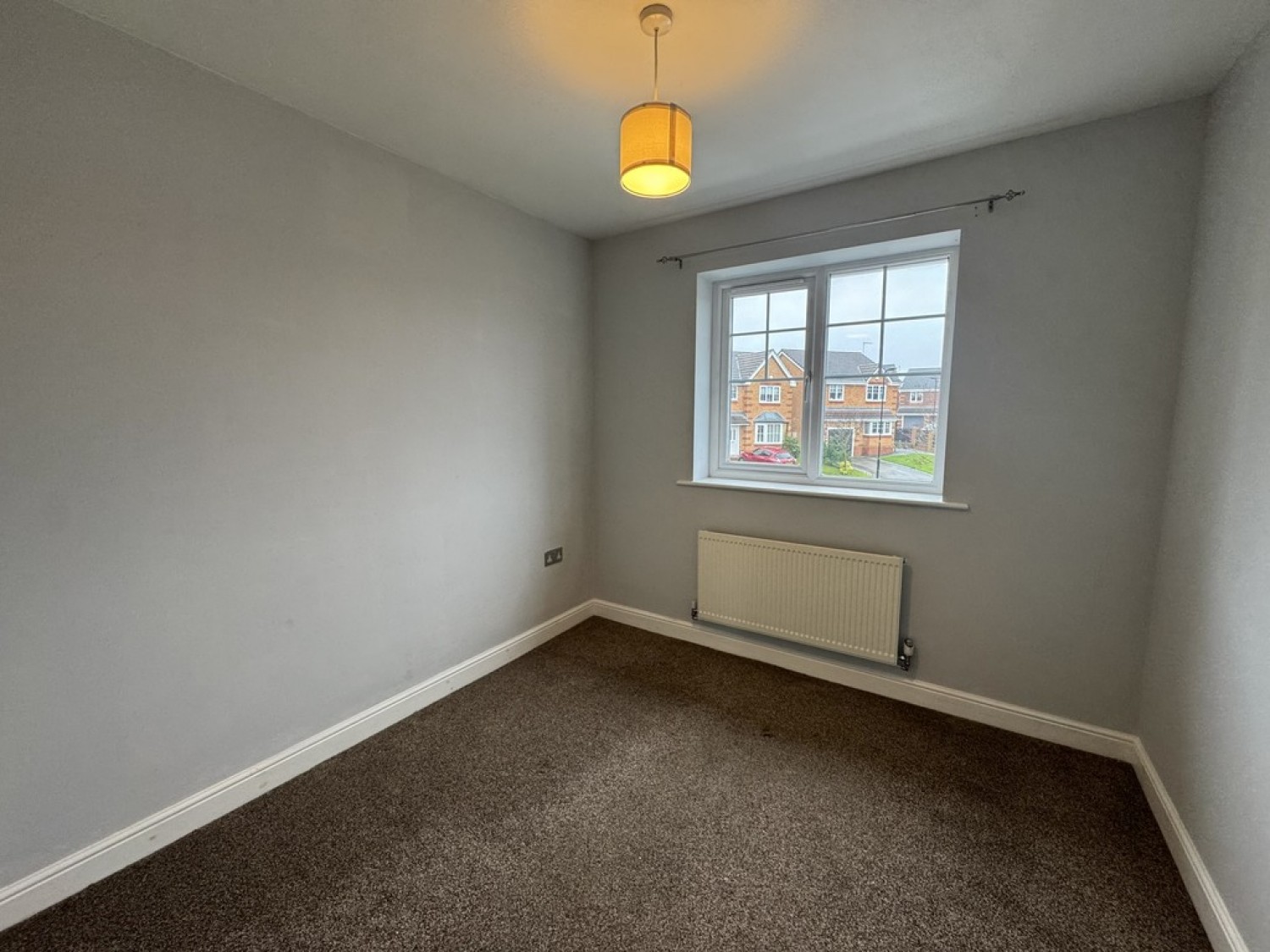 3 bedroom House for Letting Pigeon Bridge Way, Aston, Sheffield
