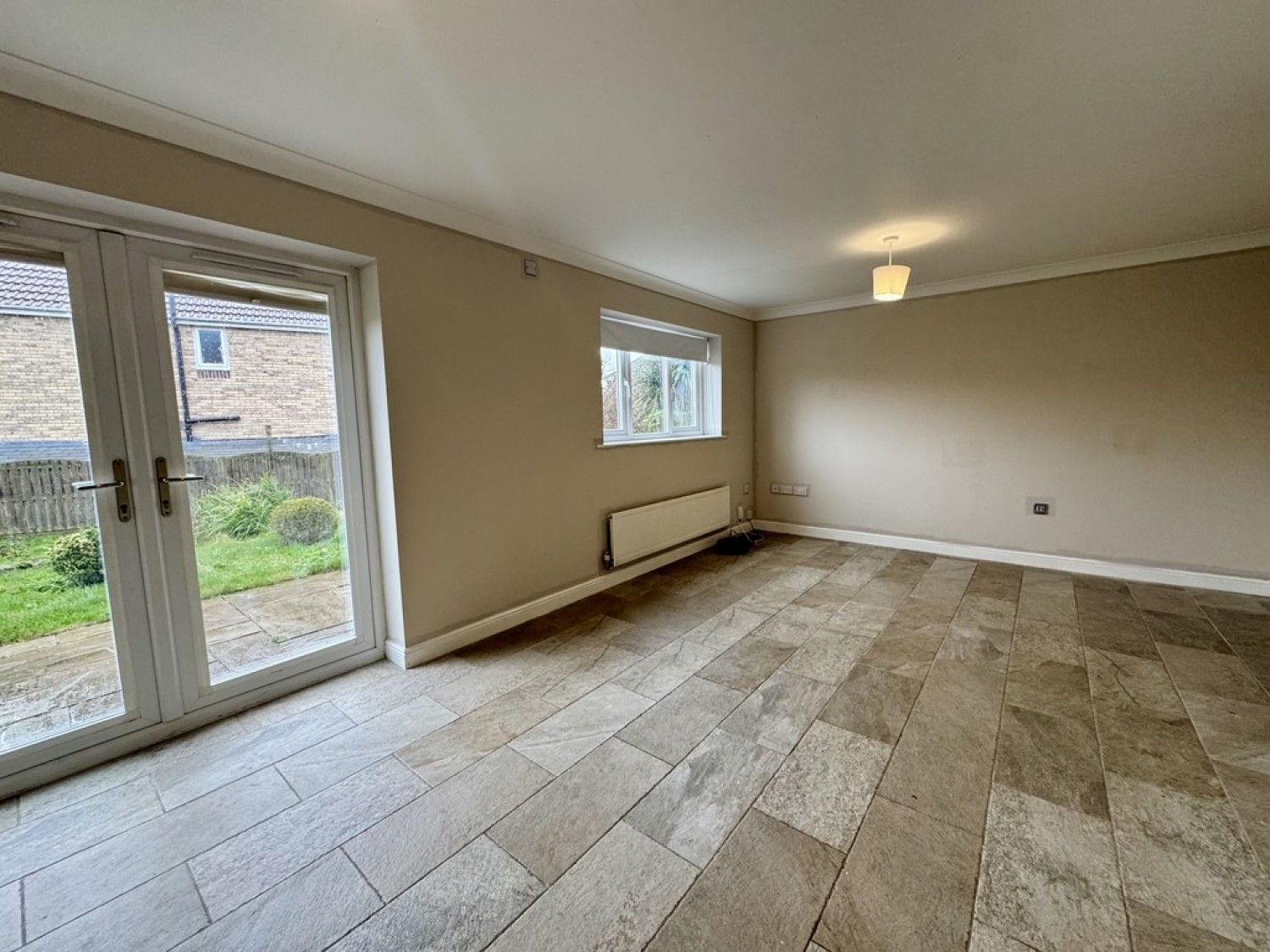 3 bedroom House for Letting Pigeon Bridge Way, Aston, Sheffield