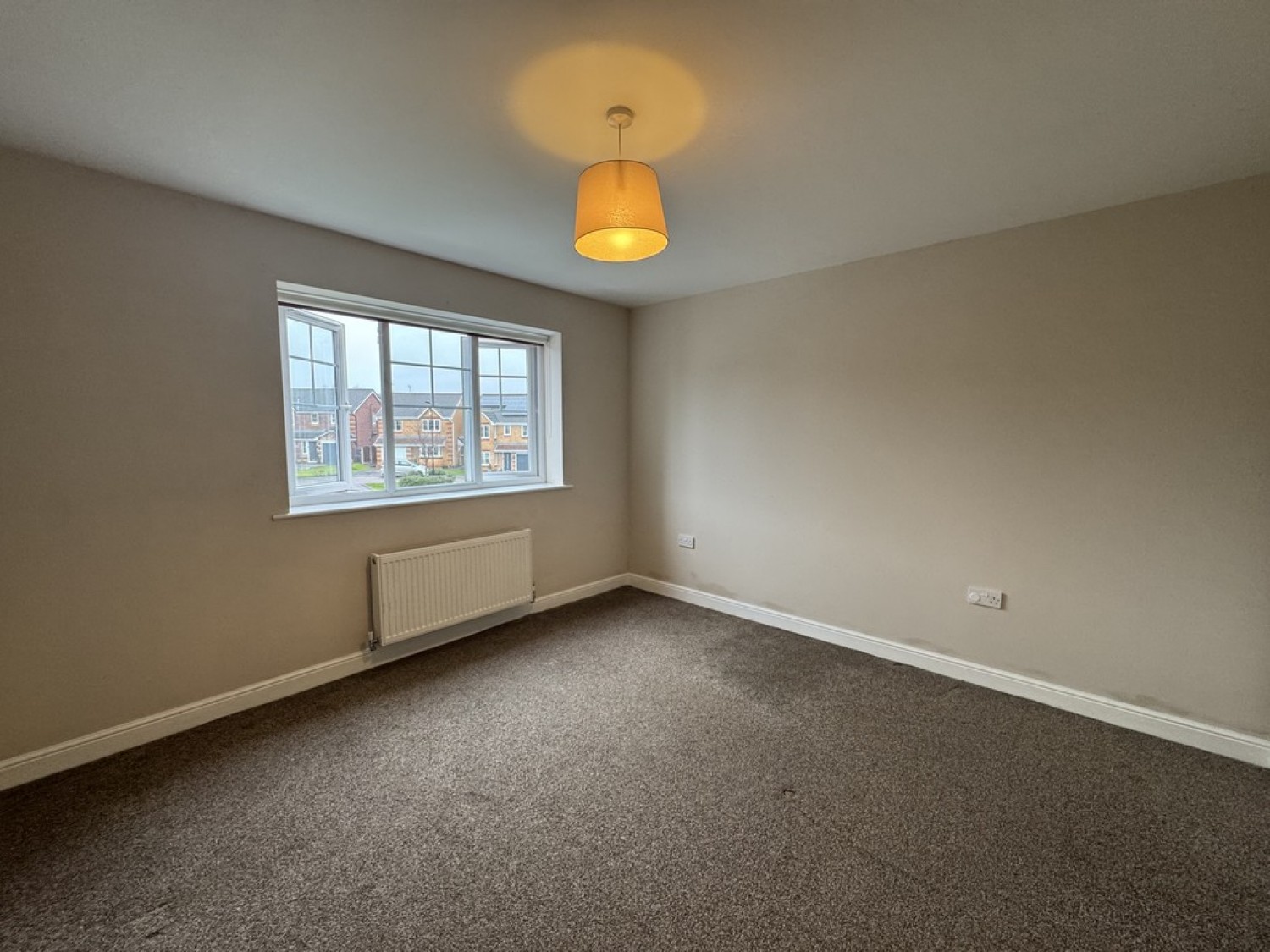 3 bedroom House for Letting Pigeon Bridge Way, Aston, Sheffield