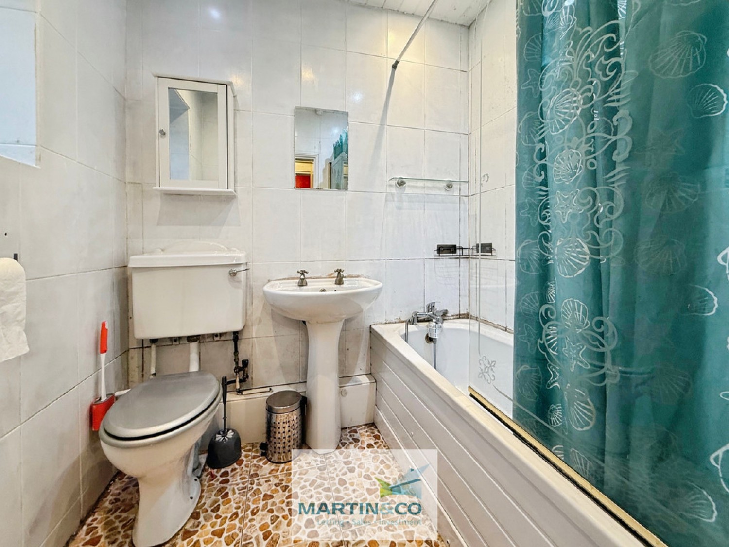 2 bedroom House in Clumber Place, Worksop