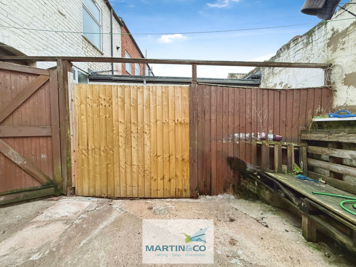 2 bedroom House in Clumber Place, Worksop