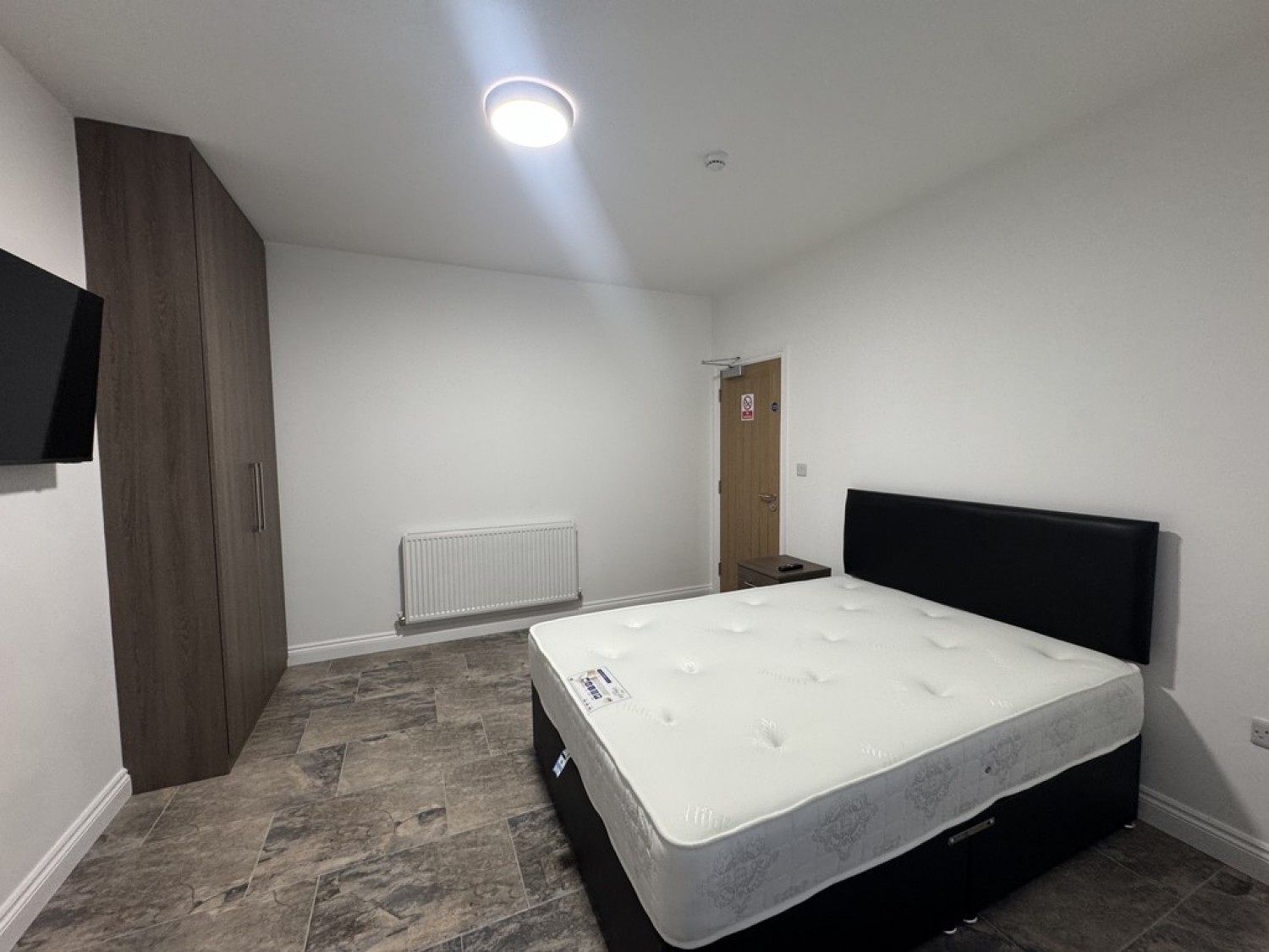 1 bedroom House of Multiple Occupation for Letting Room 1 , 46 Central Avenue