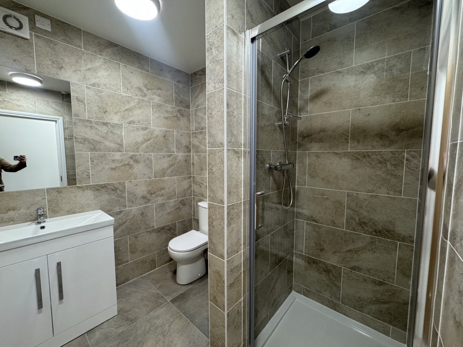 1 bedroom House of Multiple Occupation for Letting Room 2, 46 Central Avenue