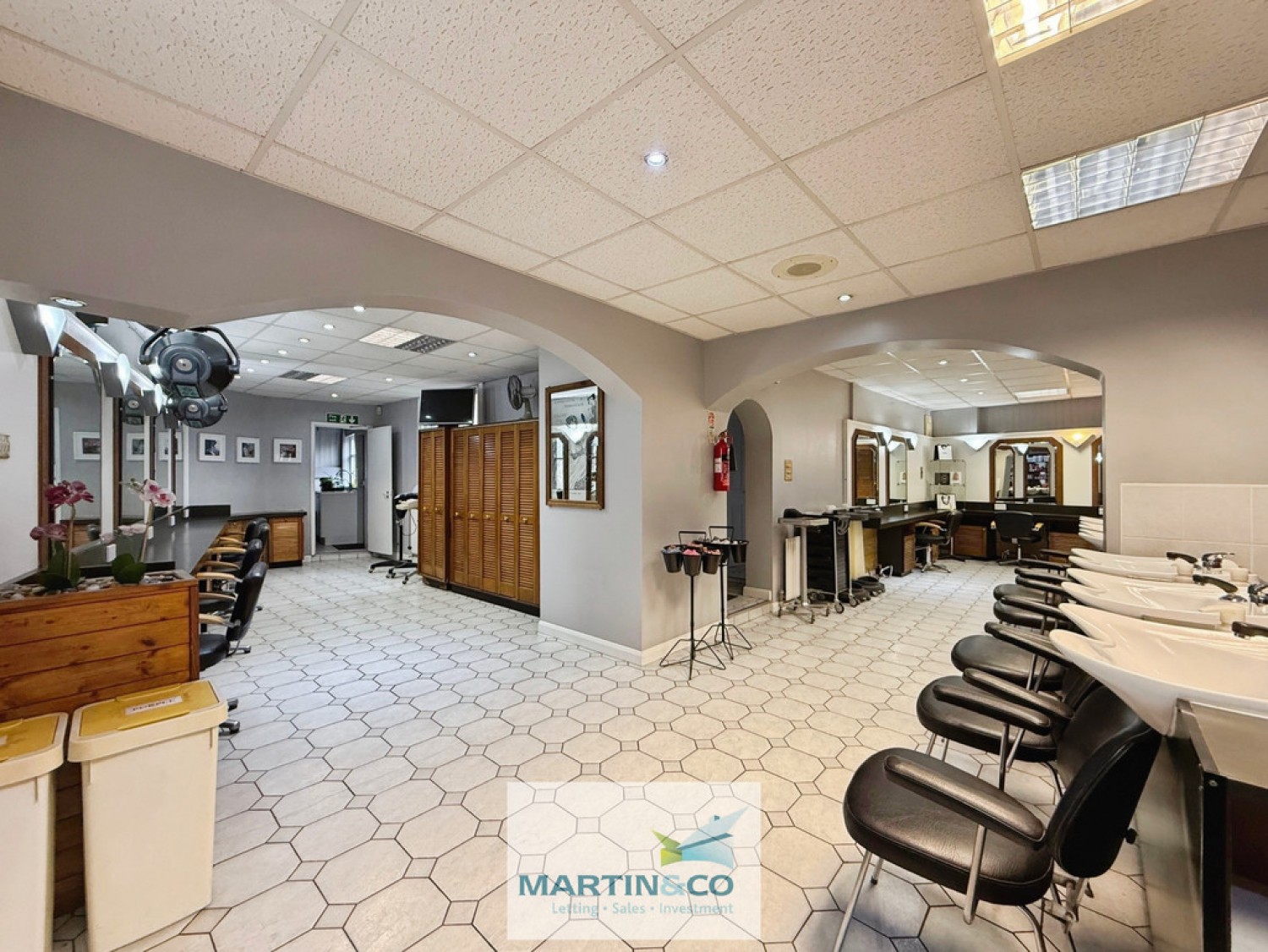 0 bedroom House for Auction Capelli Salon, Gateford Road