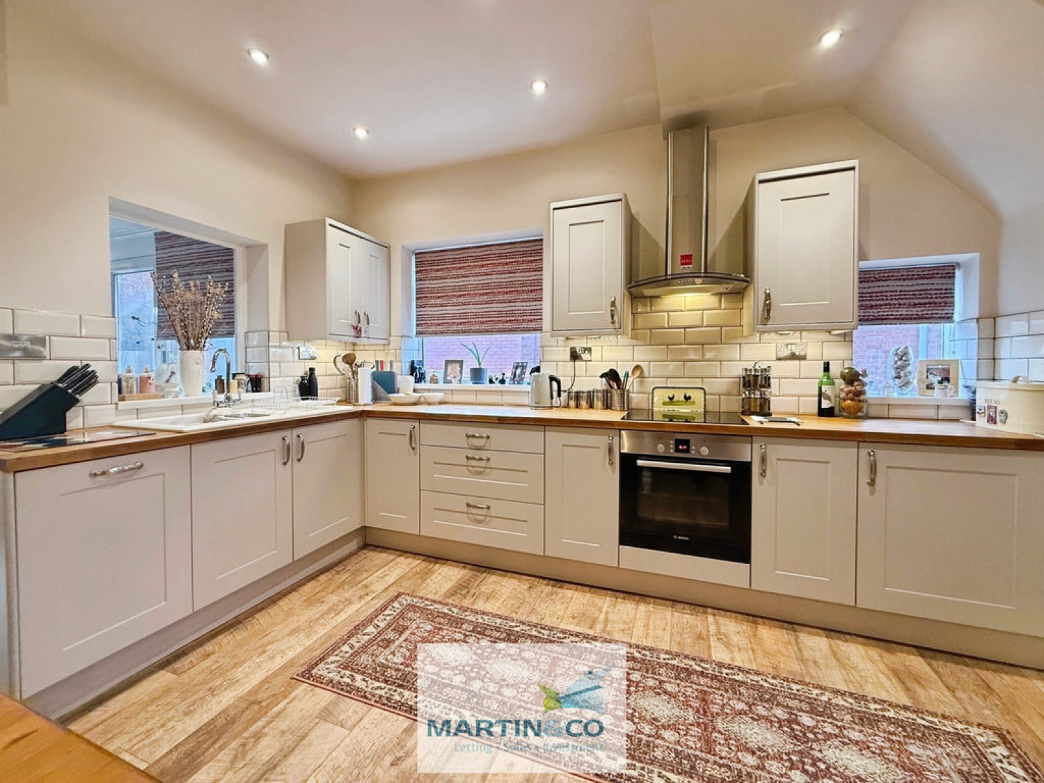 3 bedroom House for Sale Doncaster Road, Carlton In Lindrick