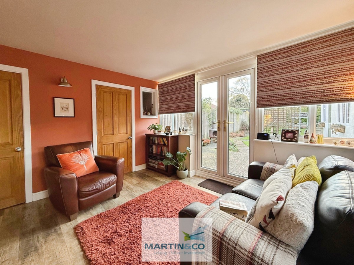 Doncaster Road, Carlton In Lindrick