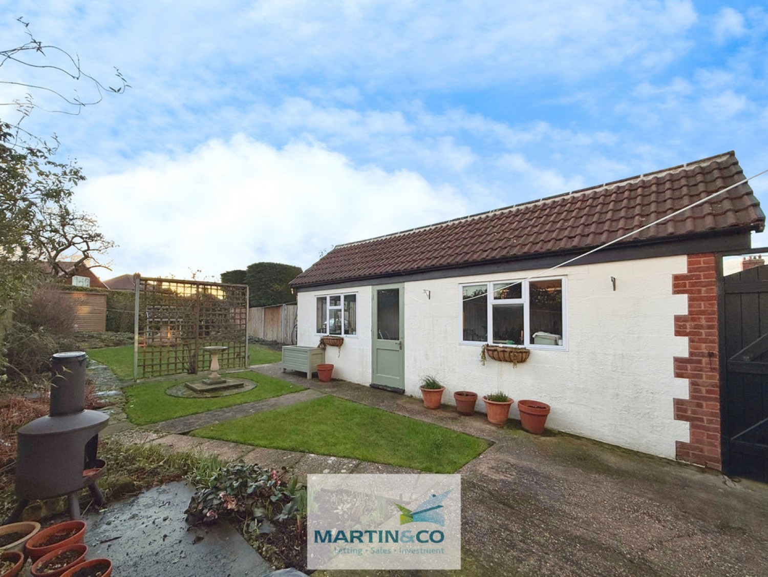 3 bedroom House for Sale Doncaster Road, Carlton In Lindrick