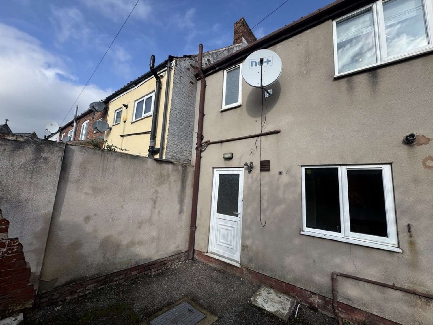 2 bedroom House for Letting Ashley Terrace, Carlton Road, Worksop
