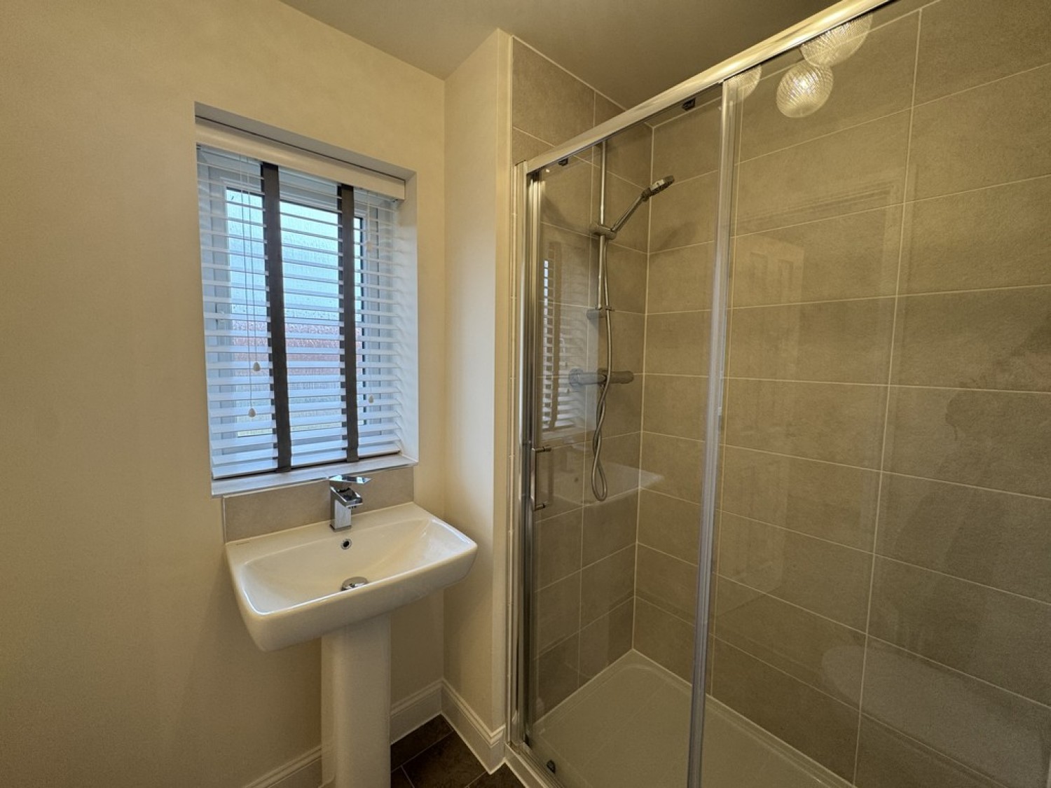 3 bedroom House for Letting Stanwick Court, Langold, Worksop