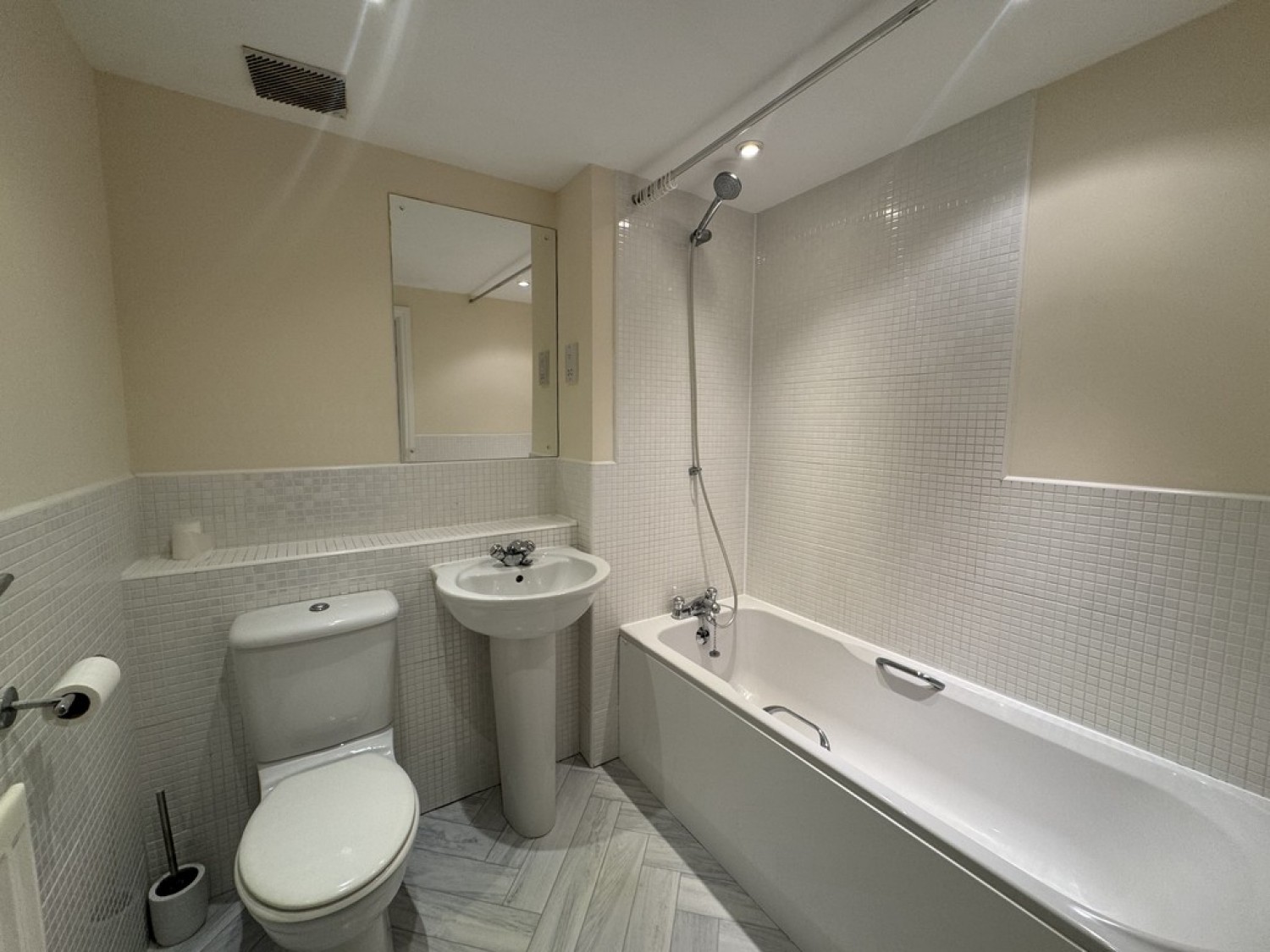 1 bedroom Flat for Letting Mill Bridge Close, Retford