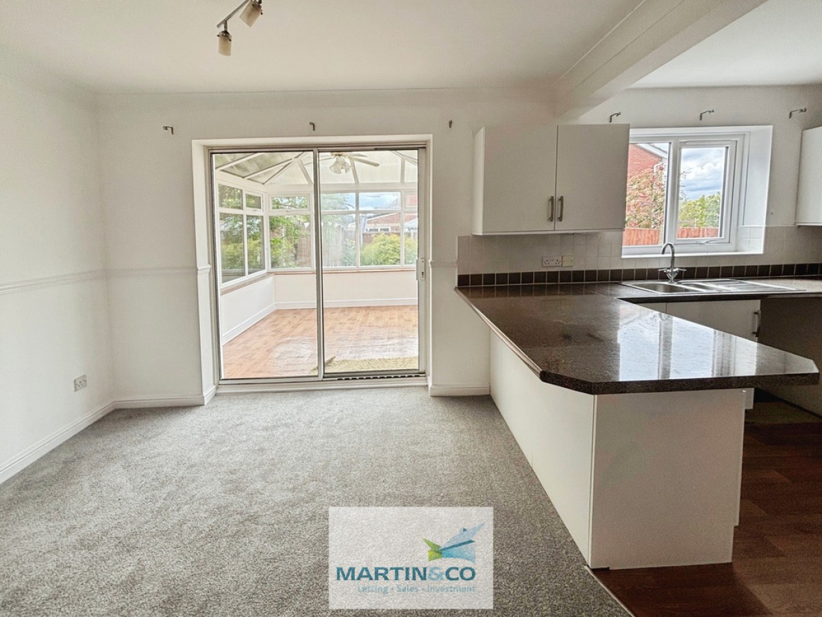 Lancaster Walk, Gateford