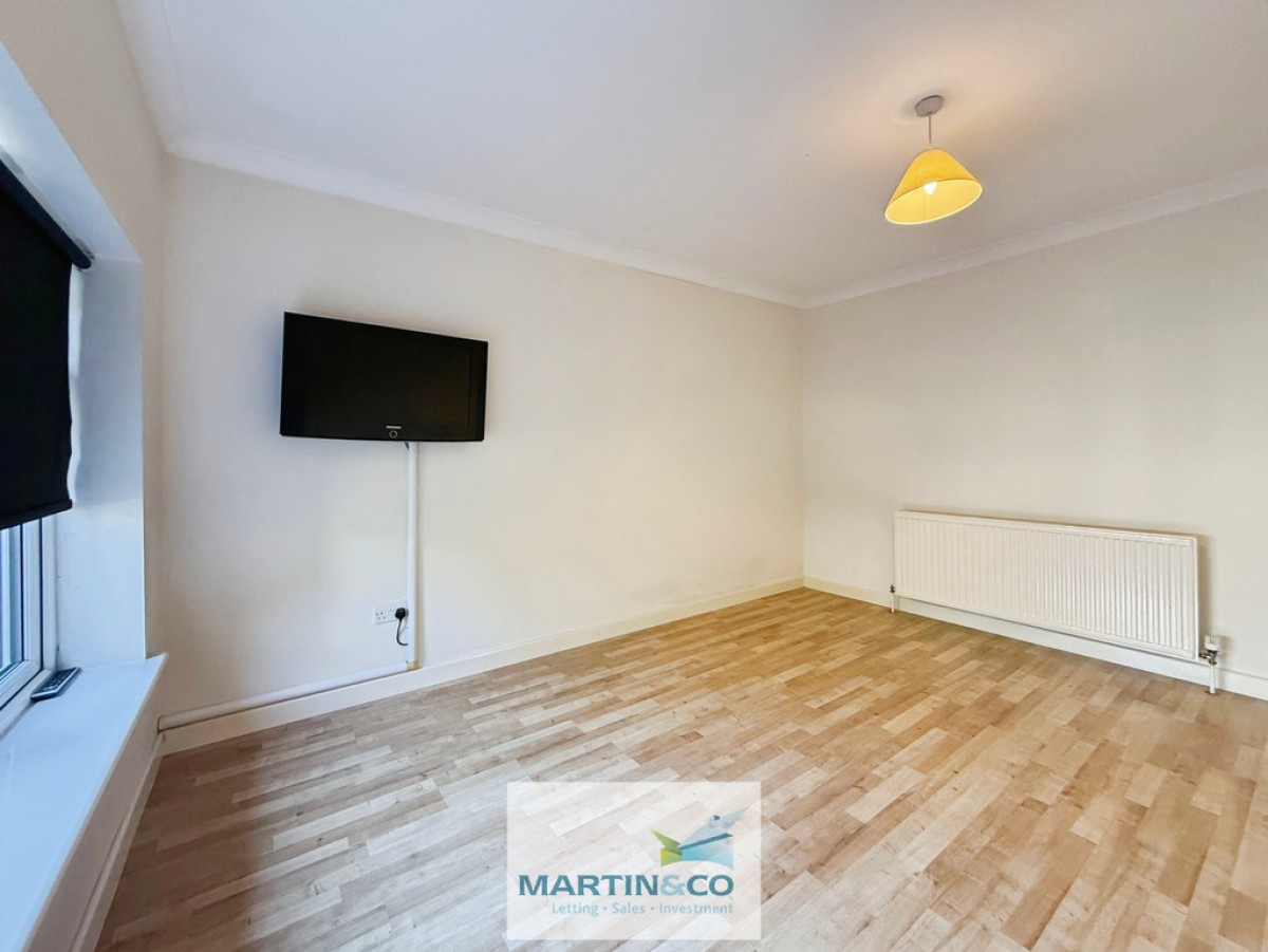 Manor Road, Wales, Sheffield