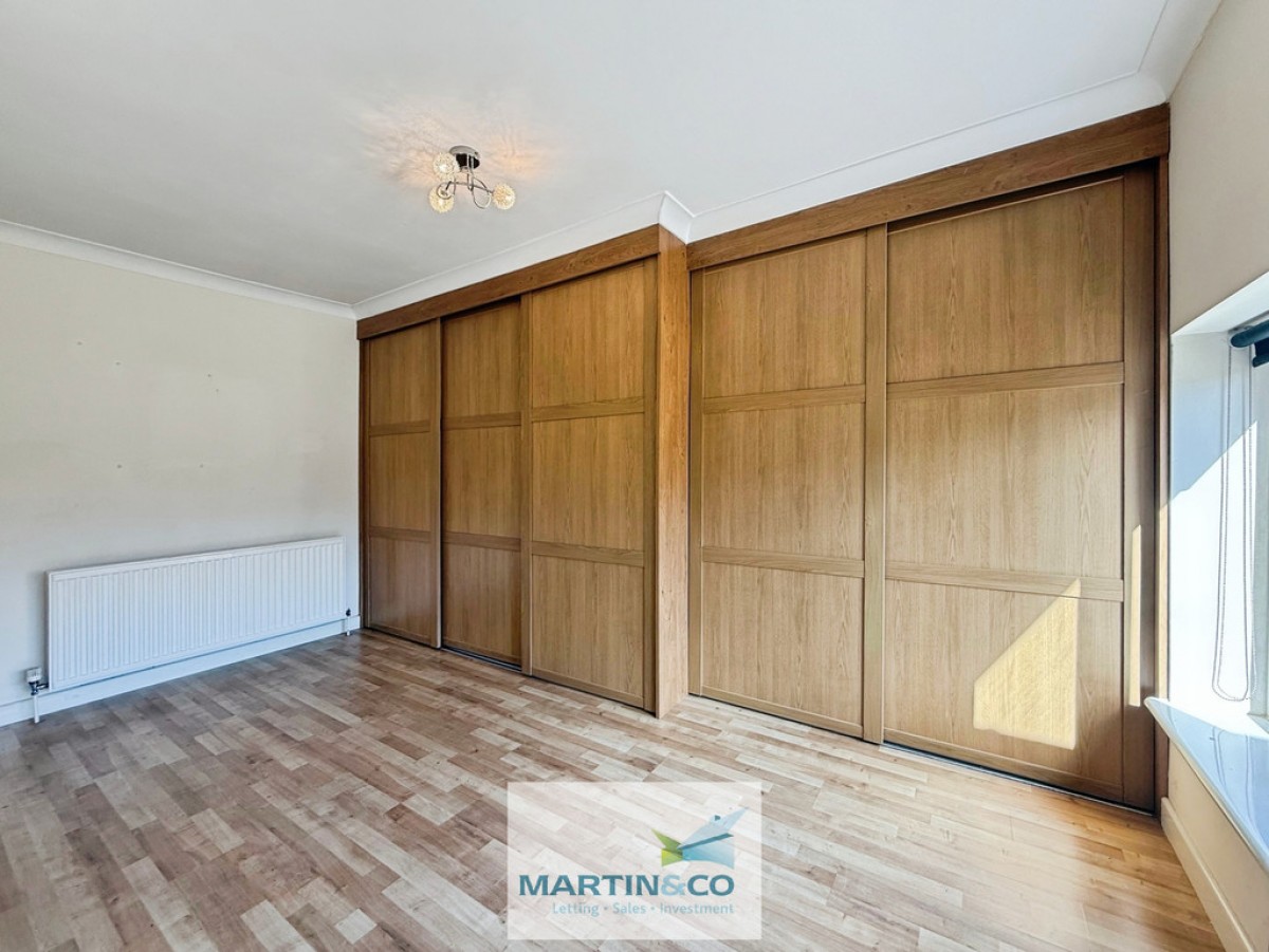 Manor Road, Wales, Sheffield