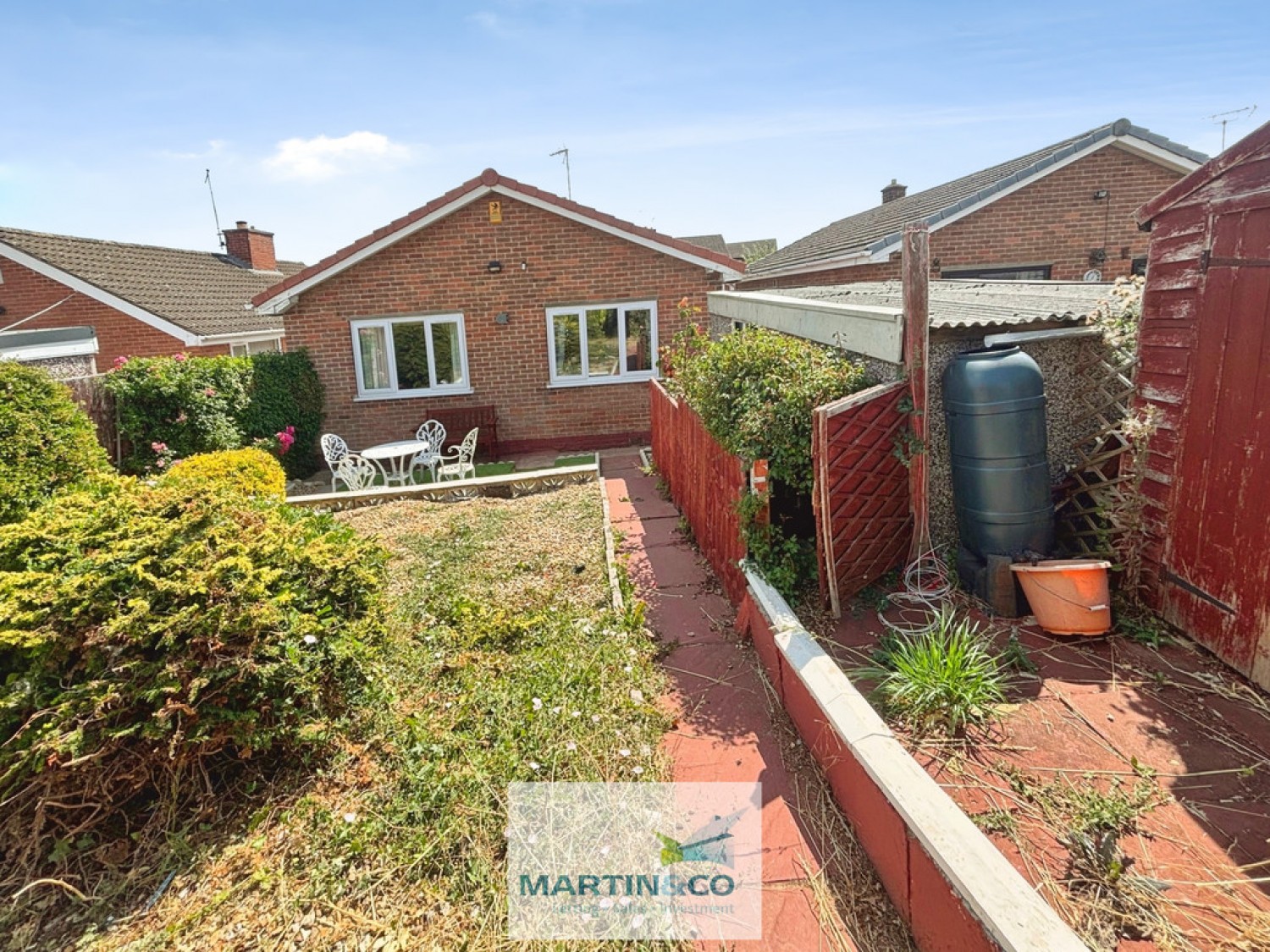 2 bedroom Bungalow for Sale Hoades Avenue, Woodsetts