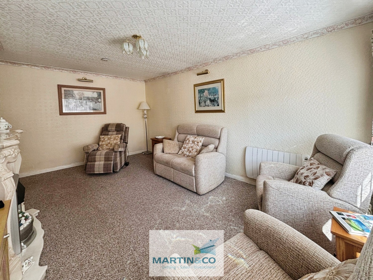 2 bedroom Bungalow for Sale Hoades Avenue, Woodsetts