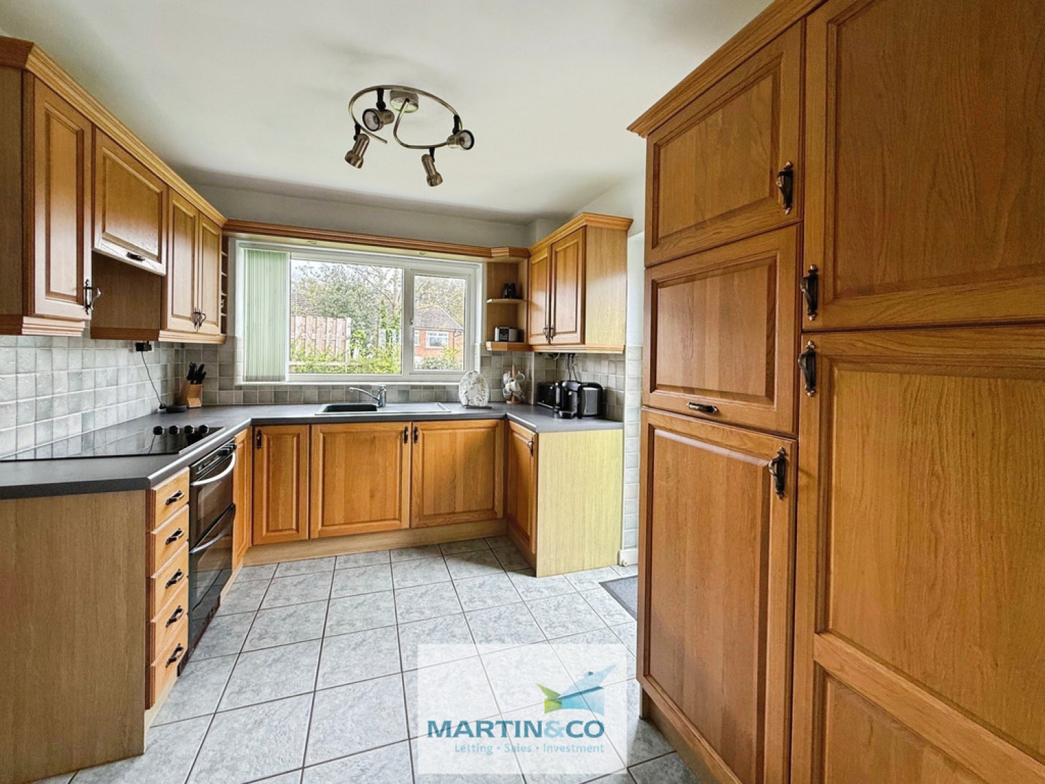 3 bedroom House for Sale Limestone Close, Woodsetts