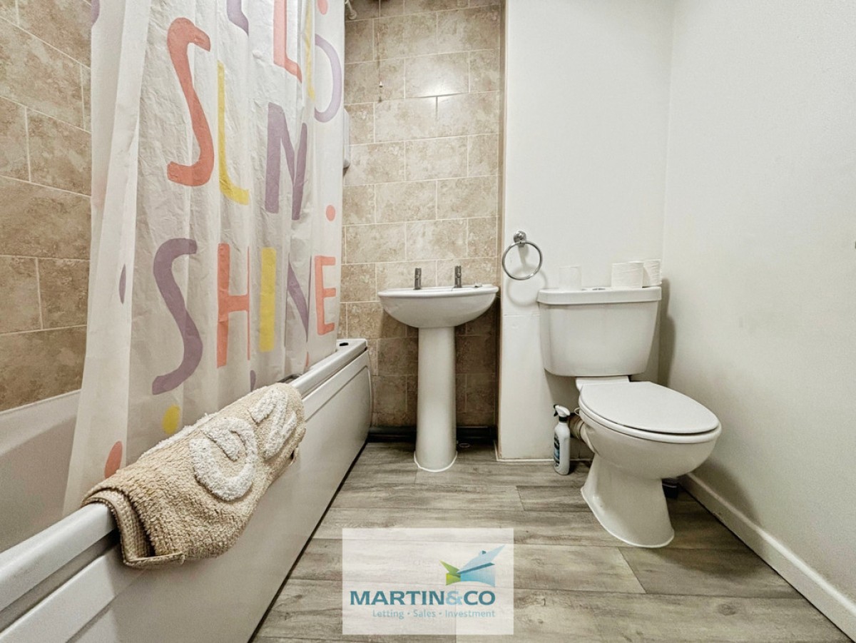 Larwood Avenue, Worksop