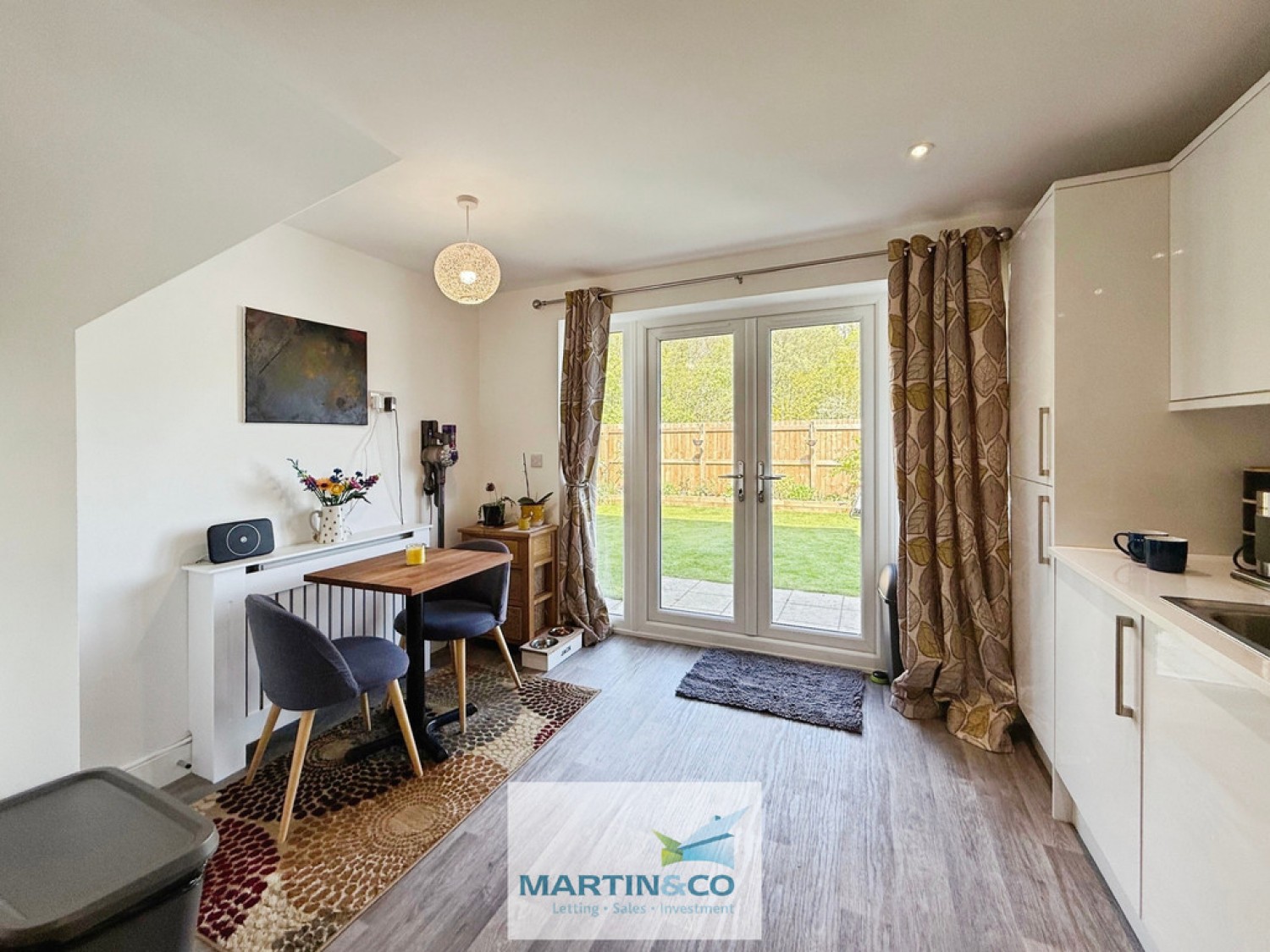 3 bedroom House for Sale Lampman Way , Costhorpe