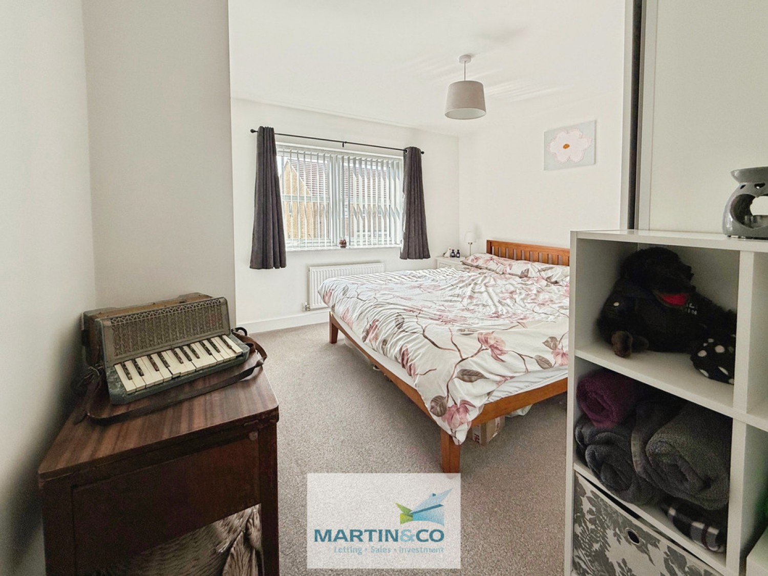 3 bedroom House for Sale Lampman Way , Costhorpe