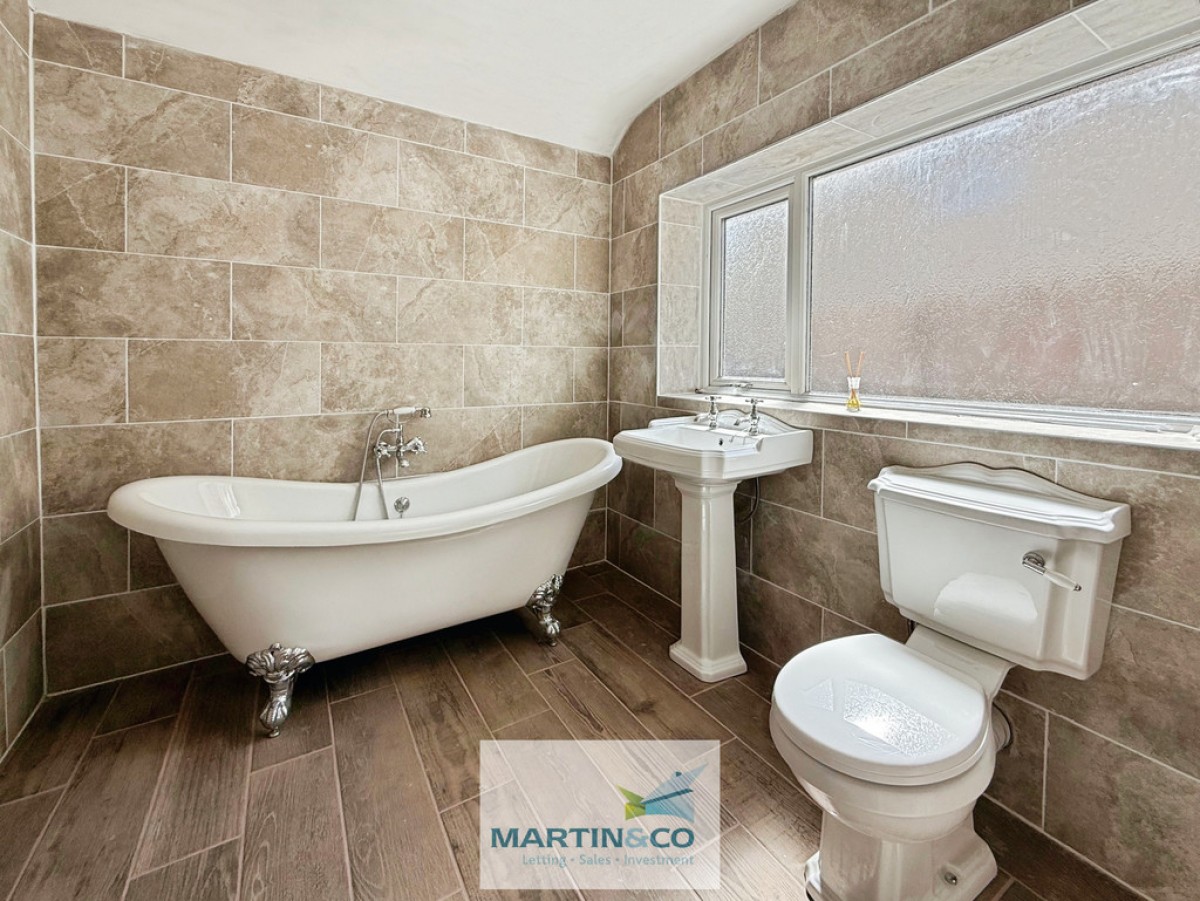 Carlton In Lindrick, Worksop, Notts