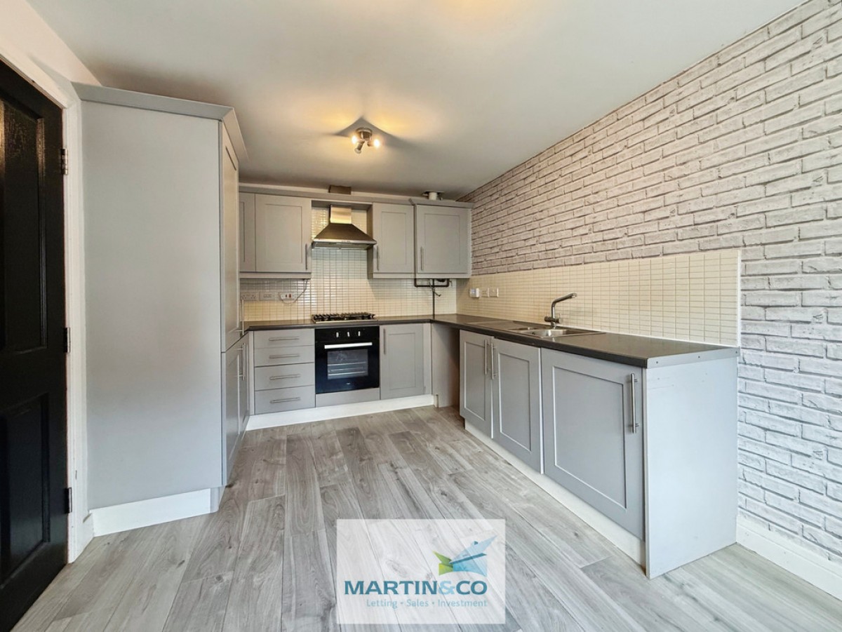 Kensington Way , Worksop , Notts