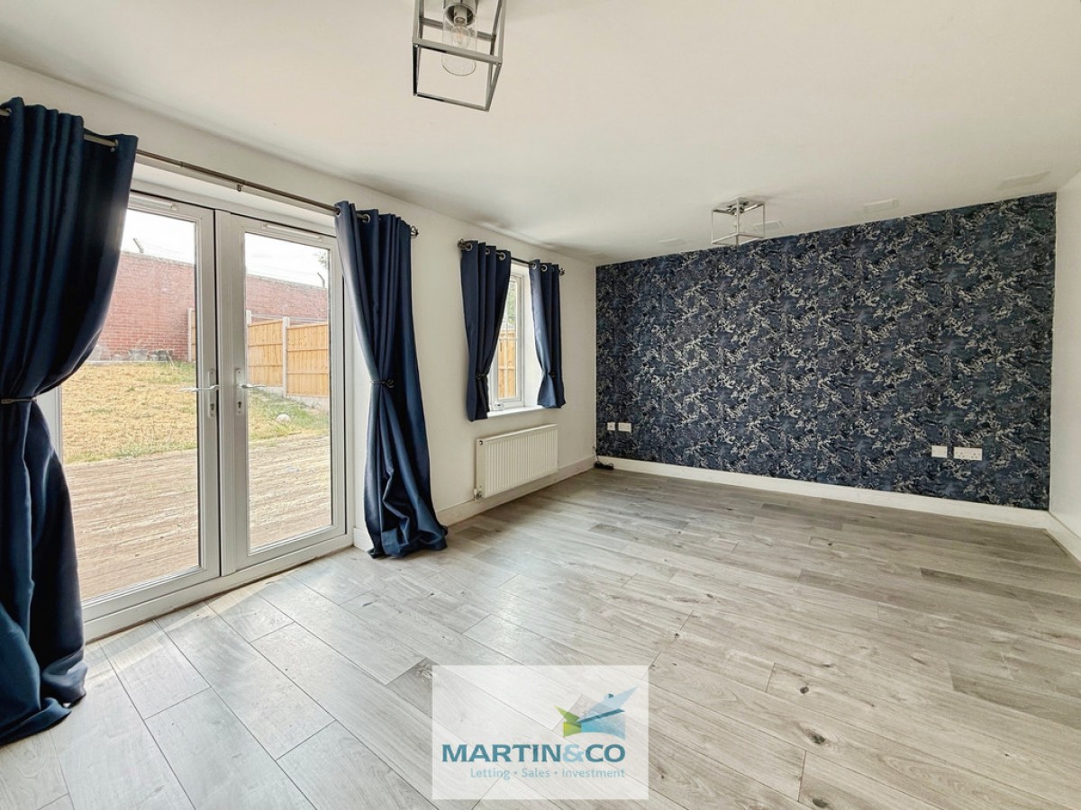 Kensington Way , Worksop , Notts