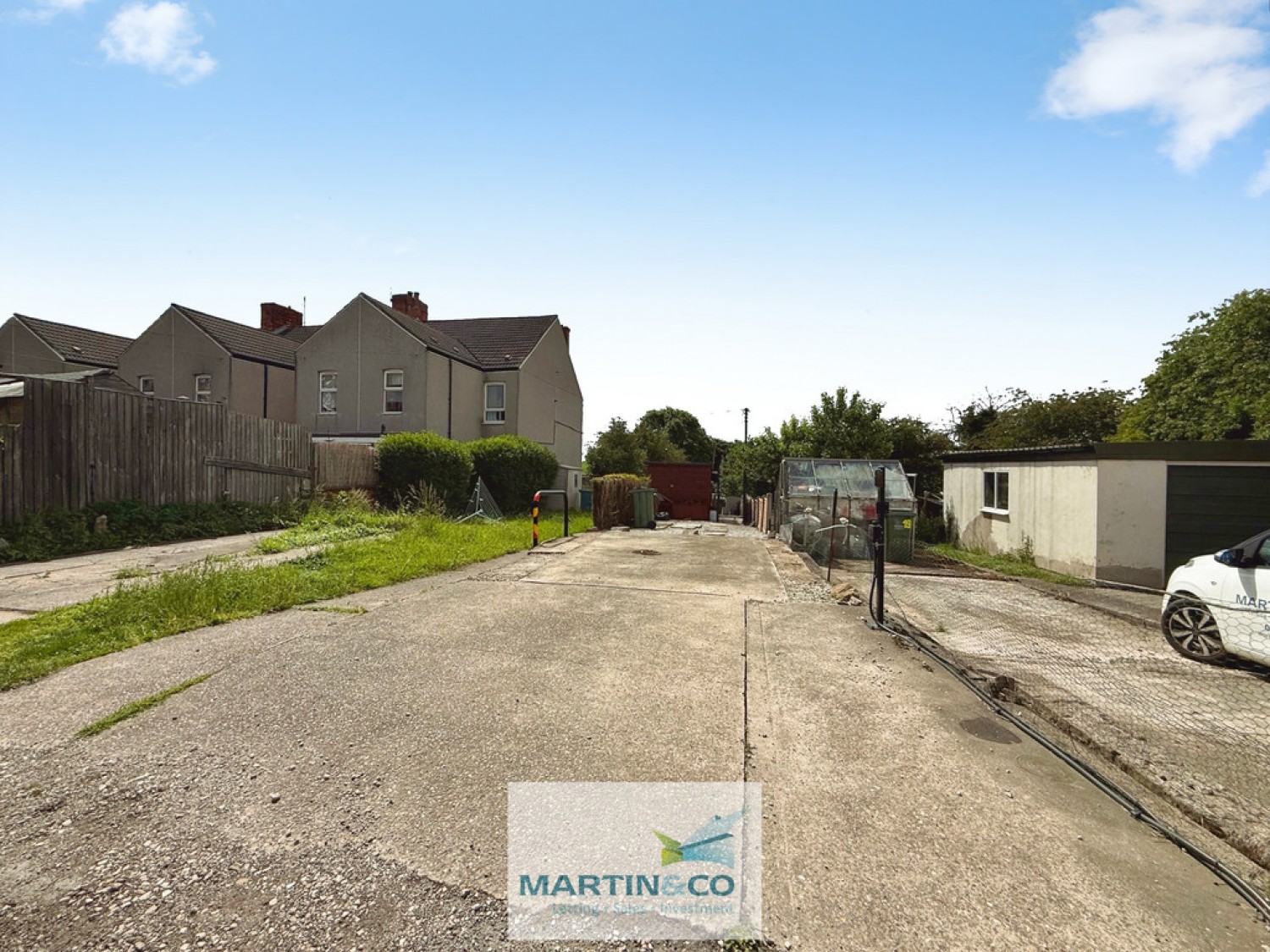 2 bedroom House for Sale Whitwell Common , Whitwell
